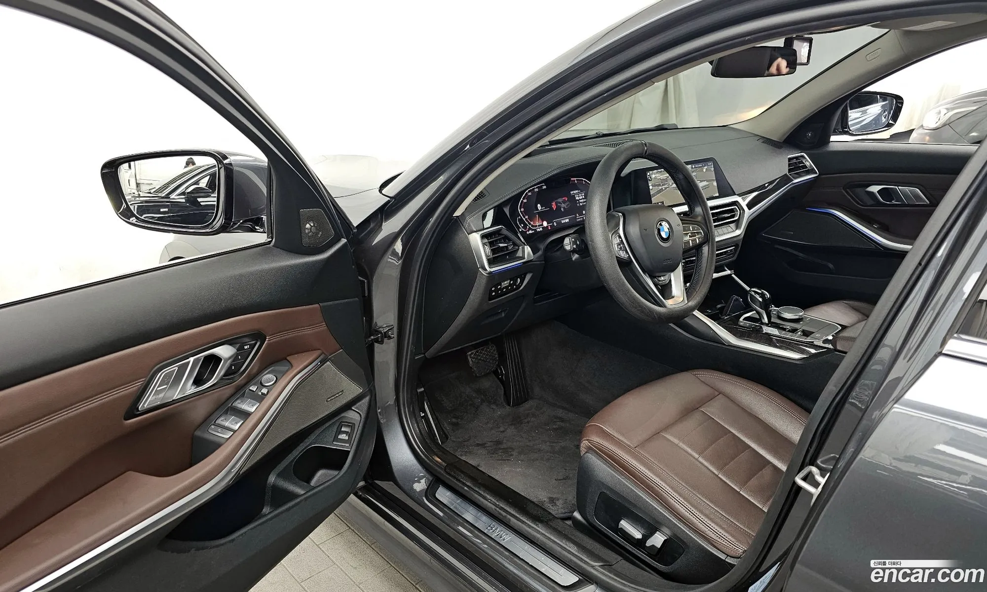 BMW 3 Series 2021 WBA5X5105MFL20282 — 3
