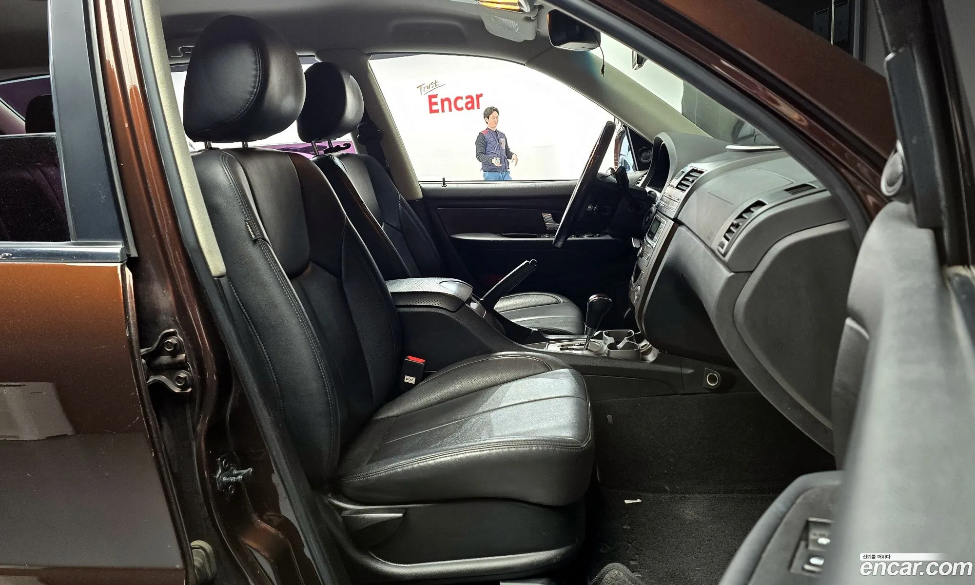 KG Mobility (SsangYong) Rexton W 2014 — 19