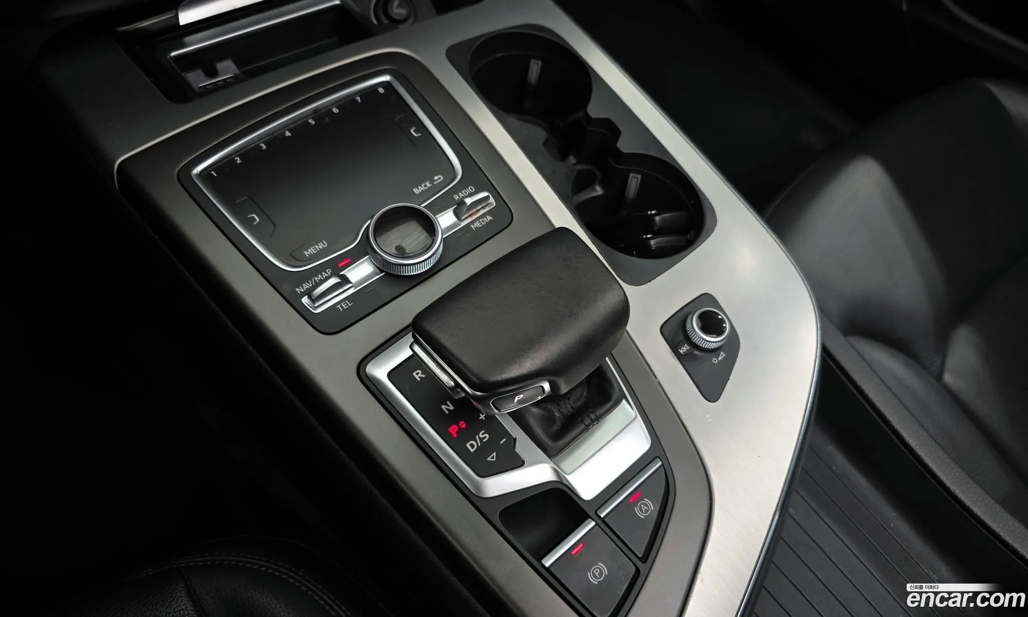 Audi Q7 2019 WAUZZZ4MXKD045230 — 20