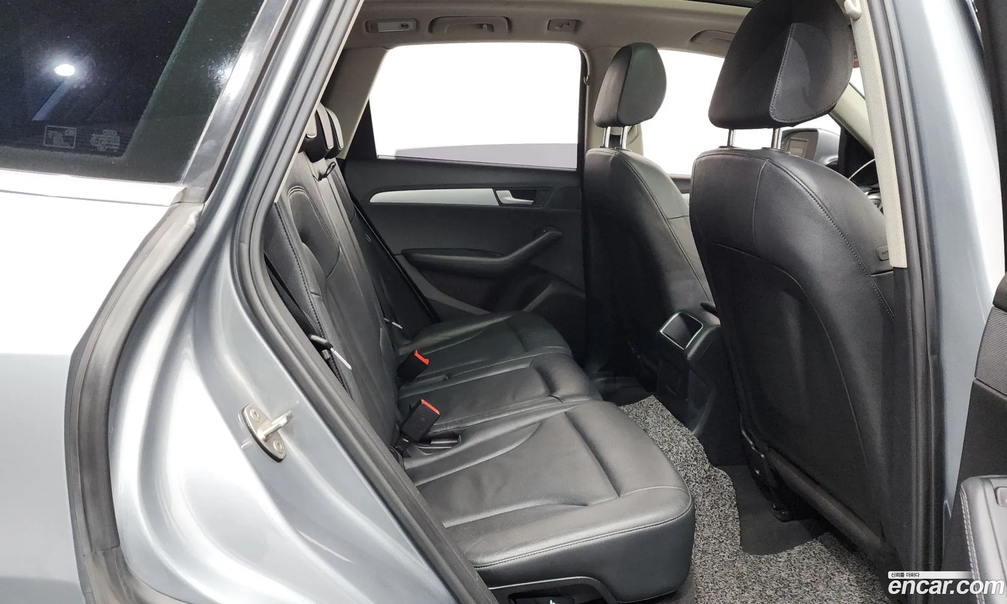 Audi Q5 2011 WAUZZZ8R9CA004600 — 18