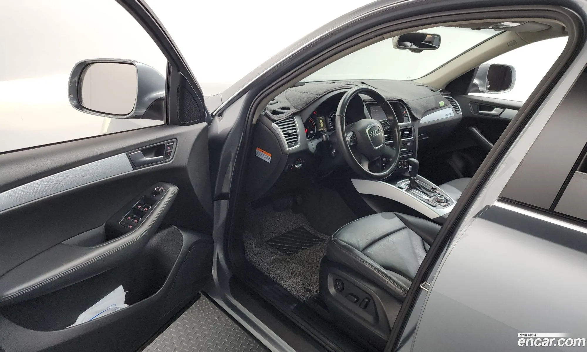 Audi Q5 2011 WAUZZZ8R9CA004600 — 19
