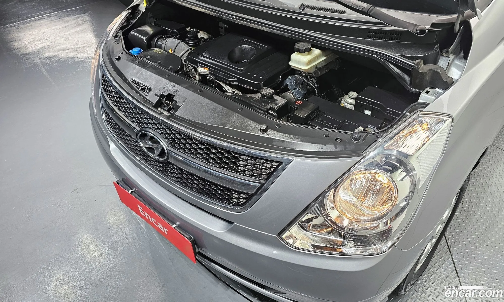 Hyundai Grand Starex 2015 — 11