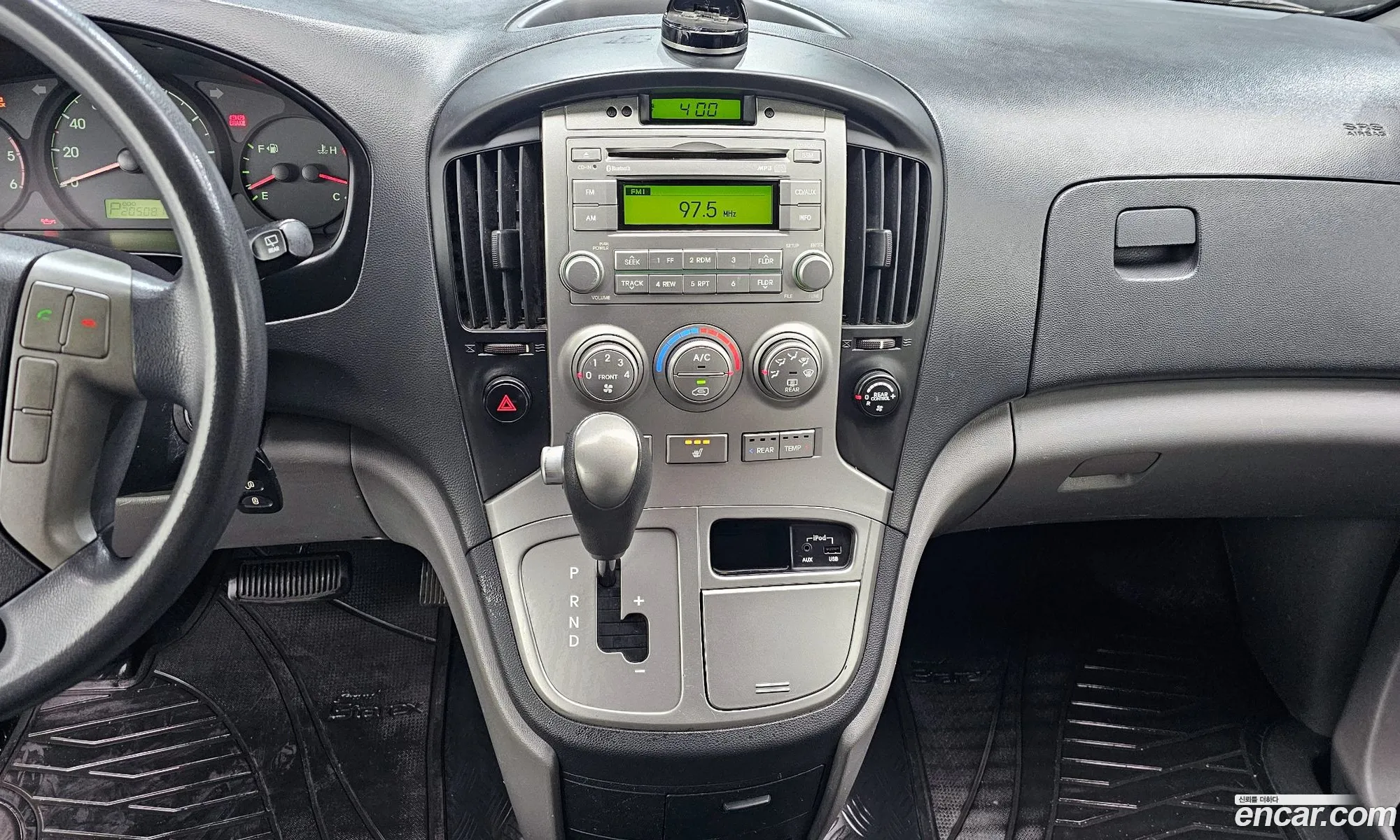 Hyundai Grand Starex 2015 — 2
