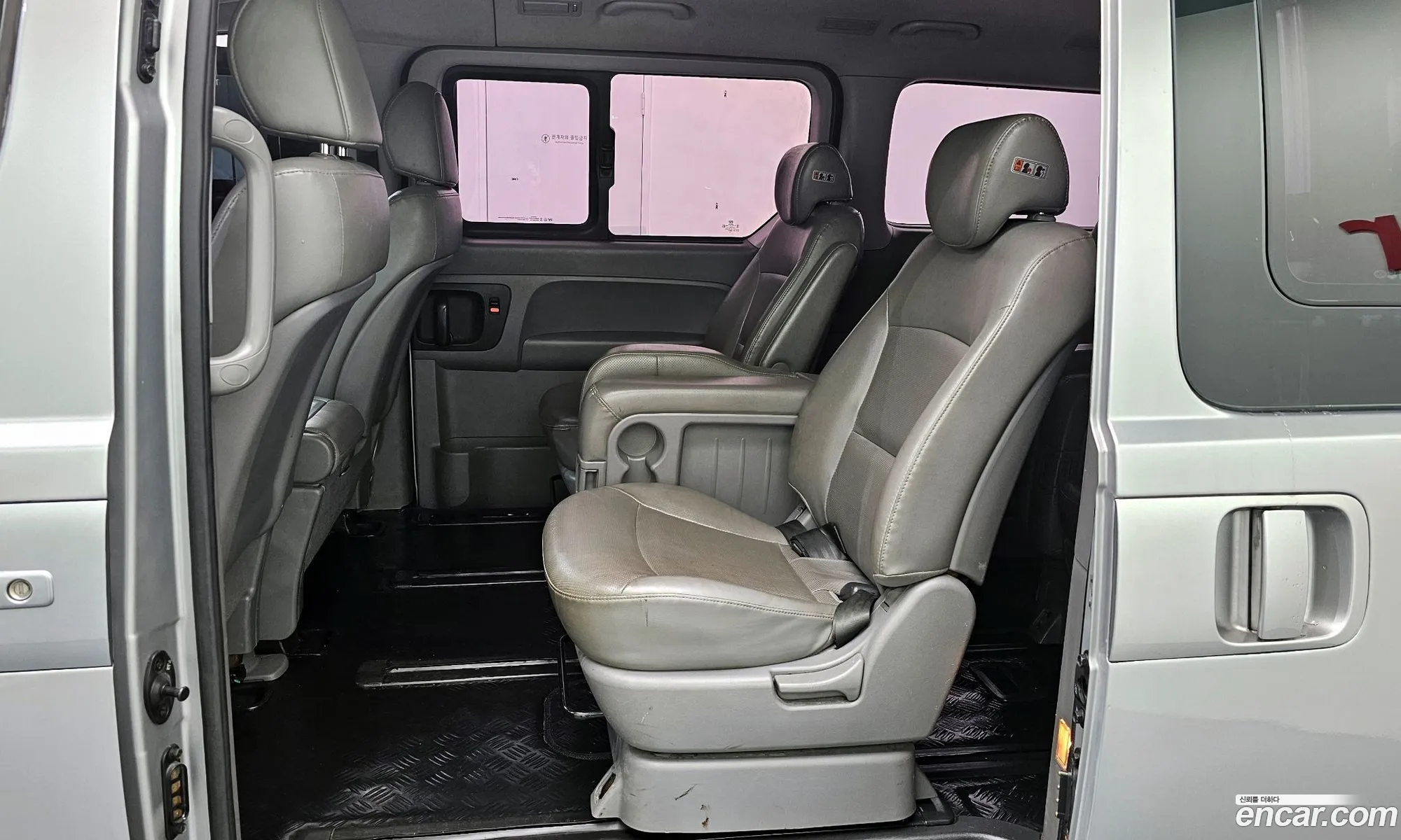 Hyundai Grand Starex 2015 — 10
