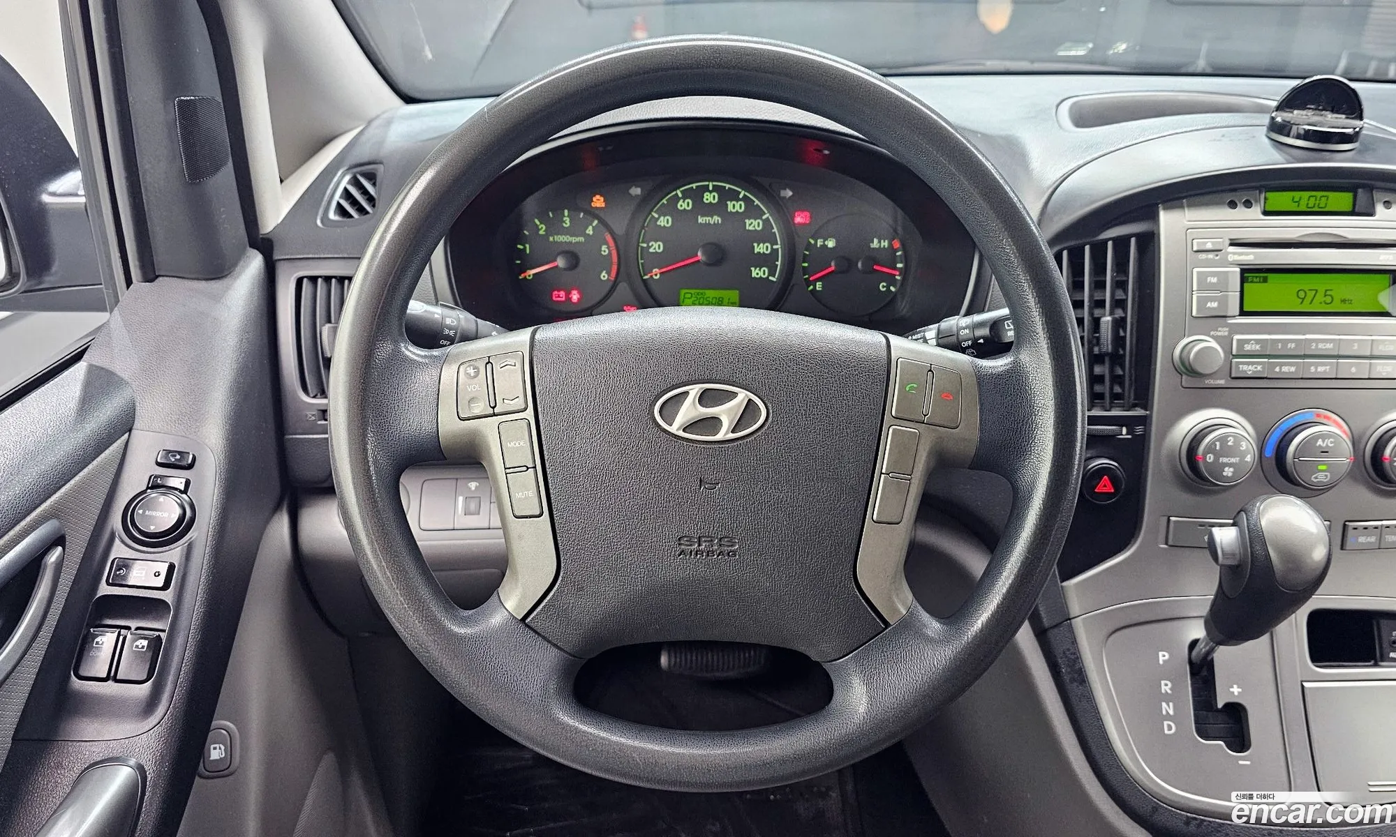 Hyundai Grand Starex 2015 — 4