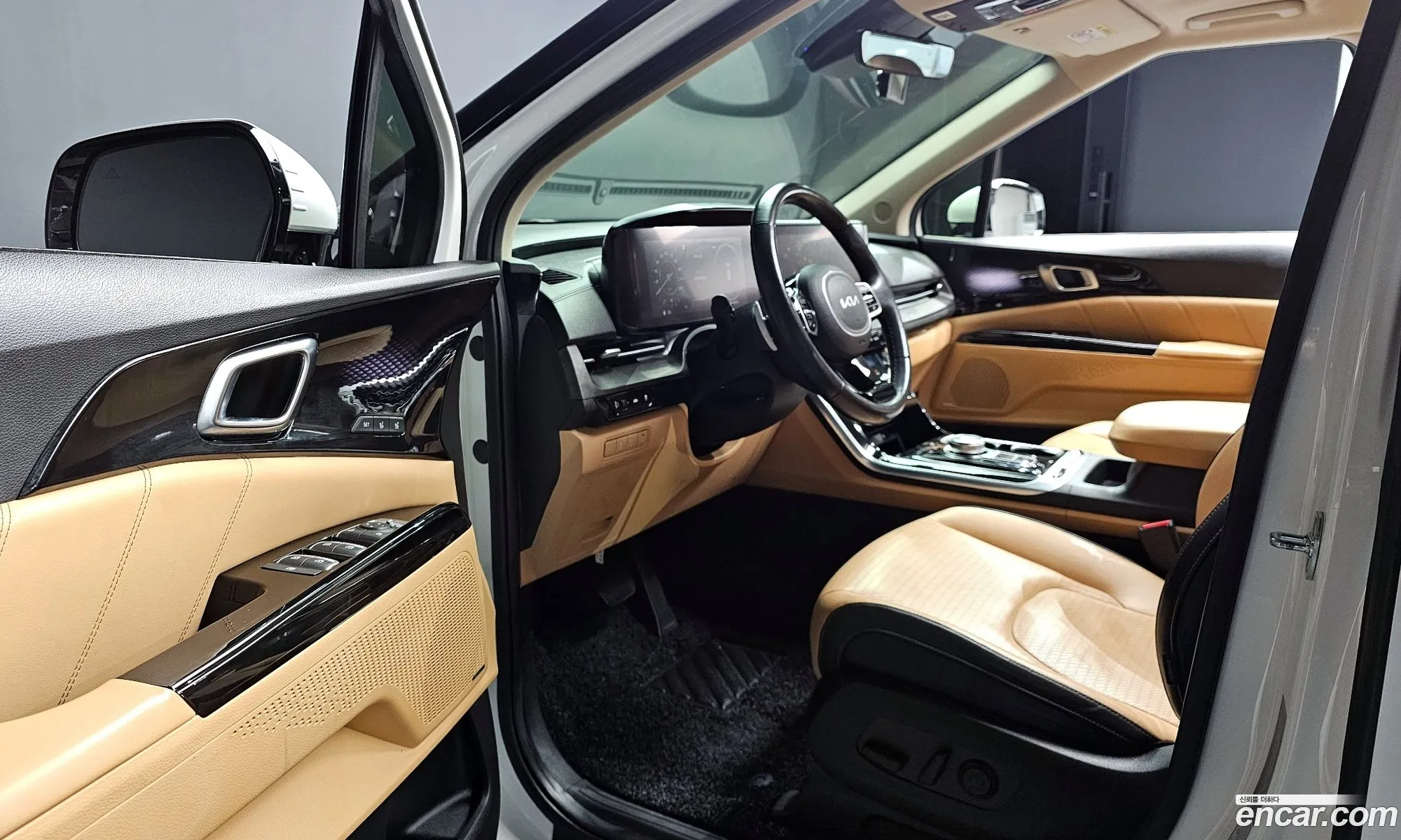 Kia Carnival 2022 — 8