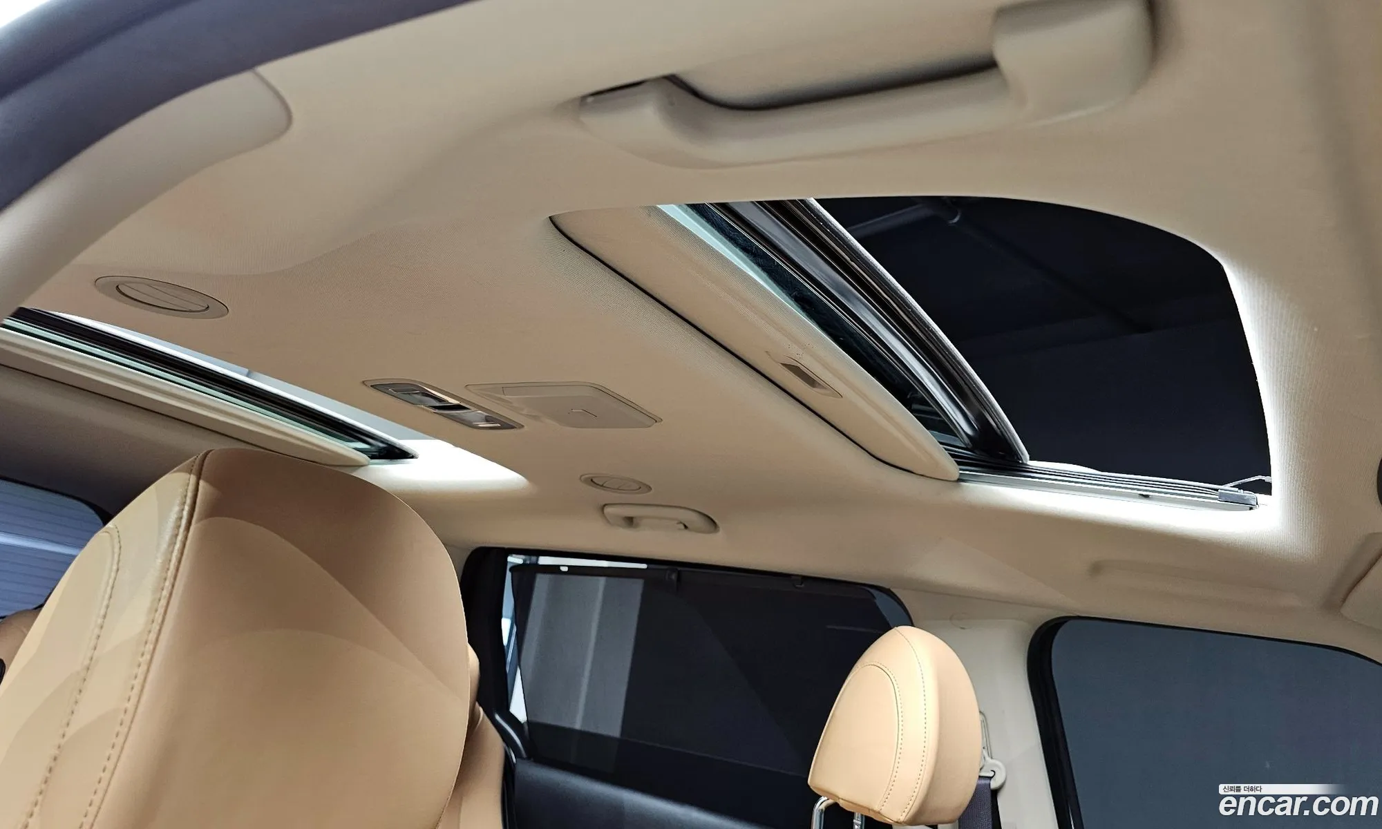 Kia Carnival 2022 — 9