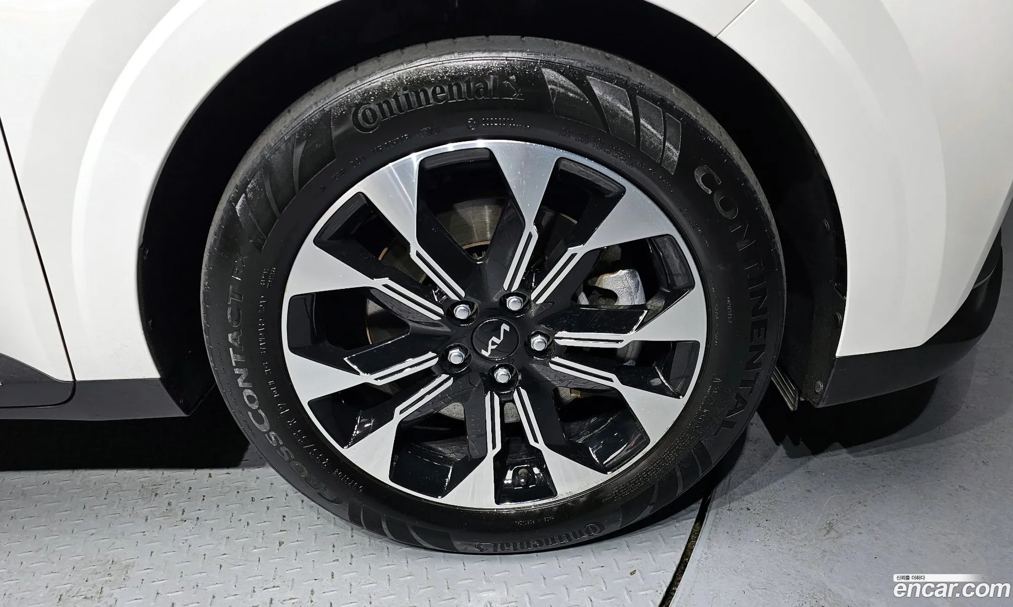 Kia Carnival 2022 — 17