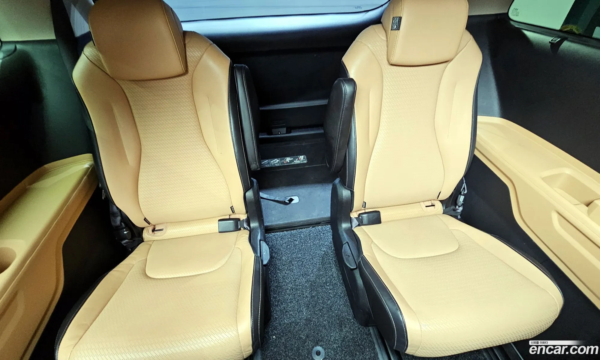 Kia Carnival 2022 — 3