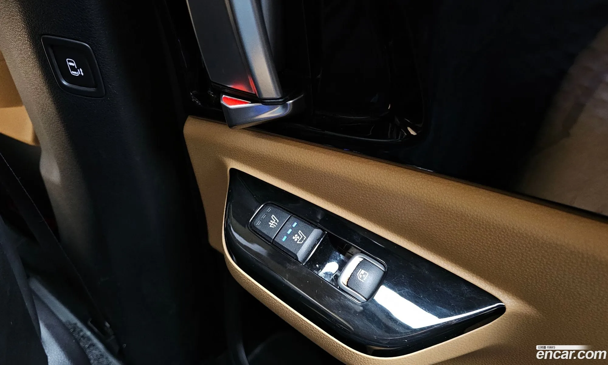 Kia Carnival 2022 — 18