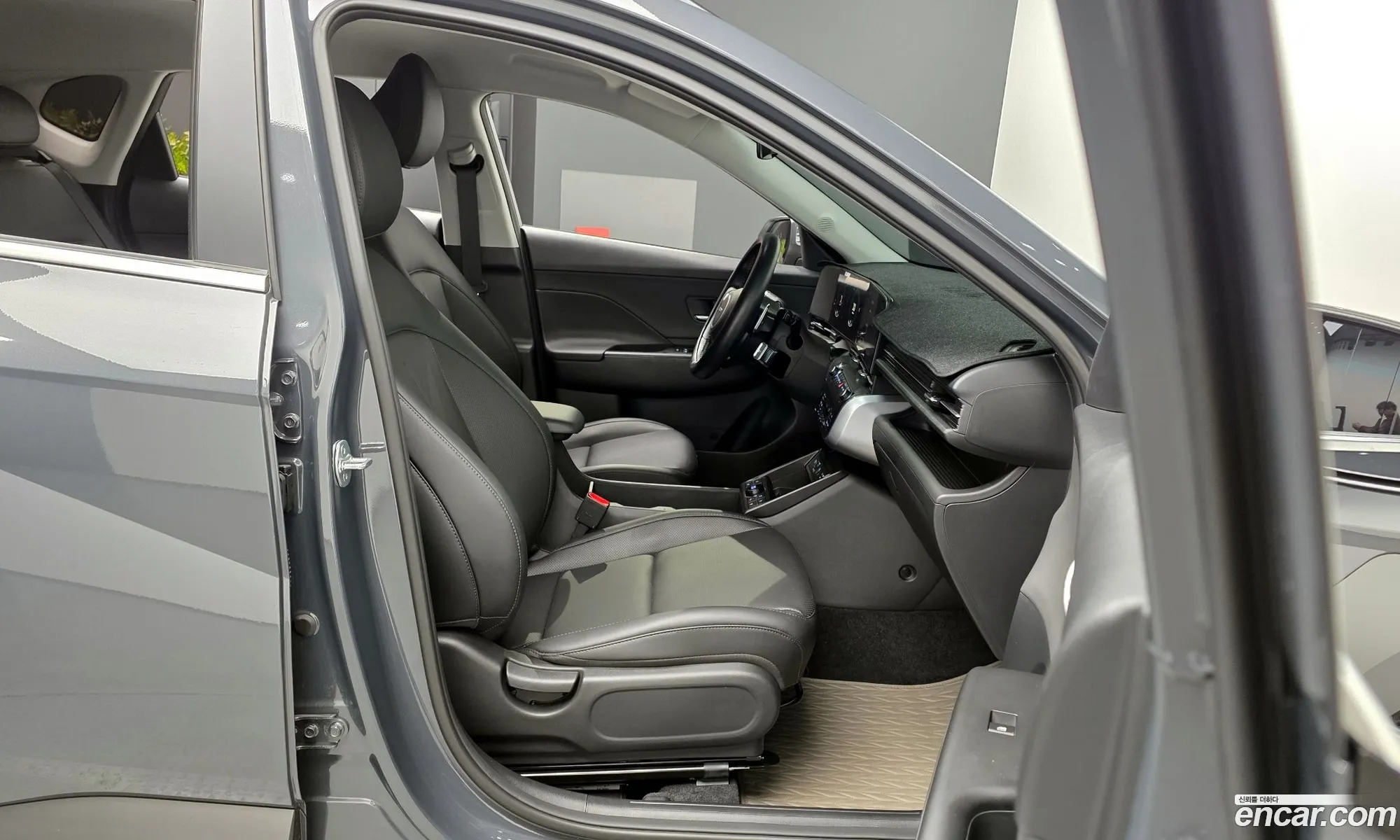 Hyundai Kona Hybrid 2023 — 6