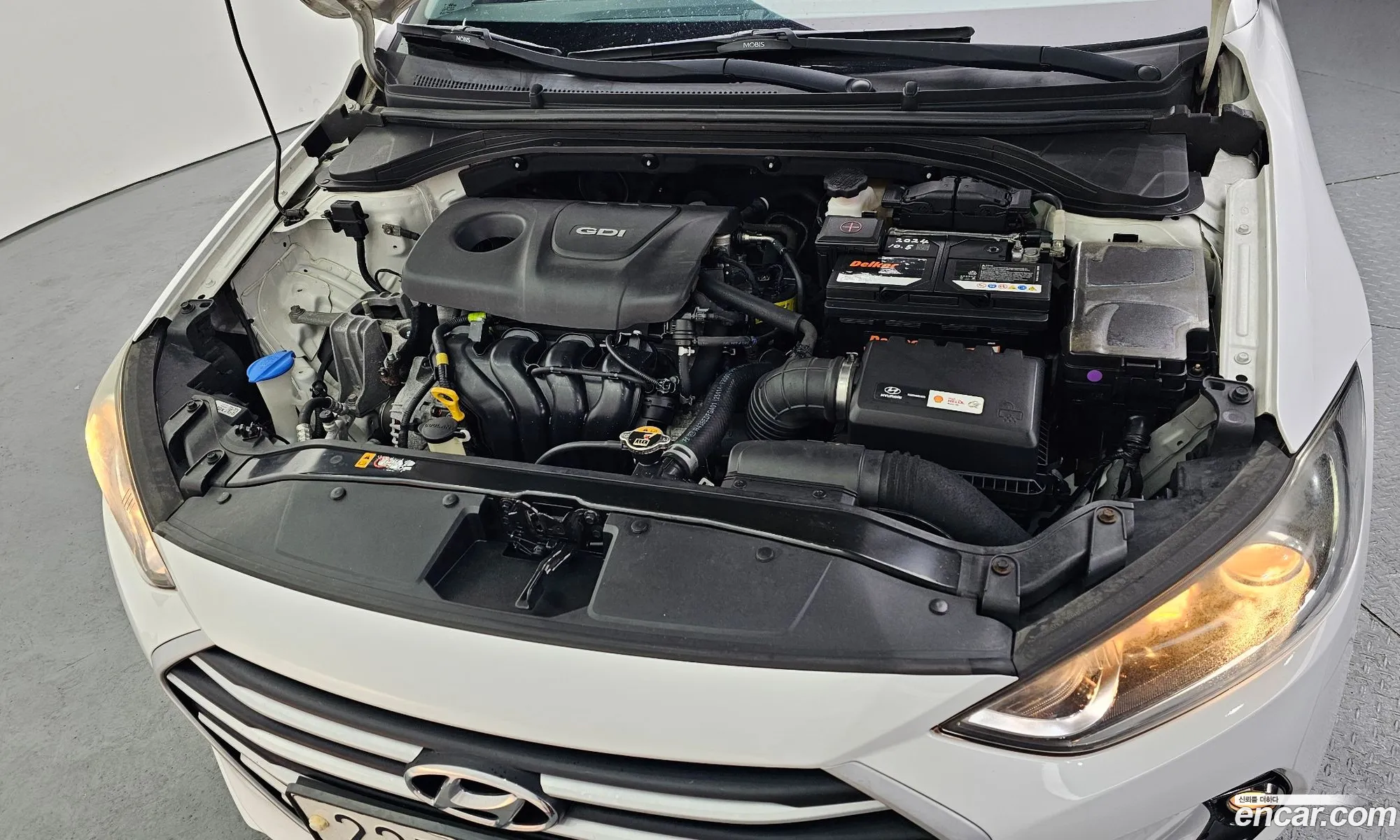 Hyundai Elantra AD 2017 — 4