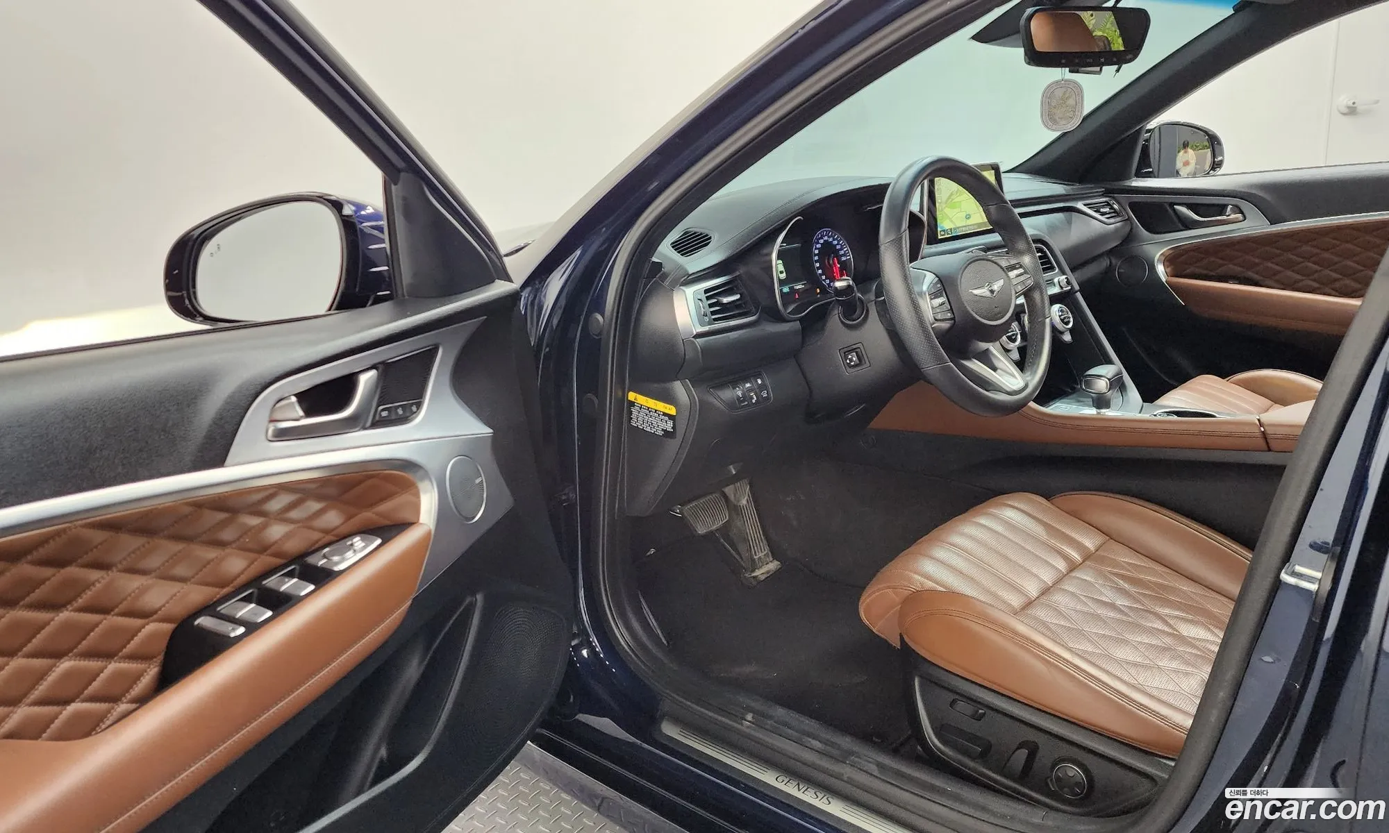 Genesis G70 2019 — 10