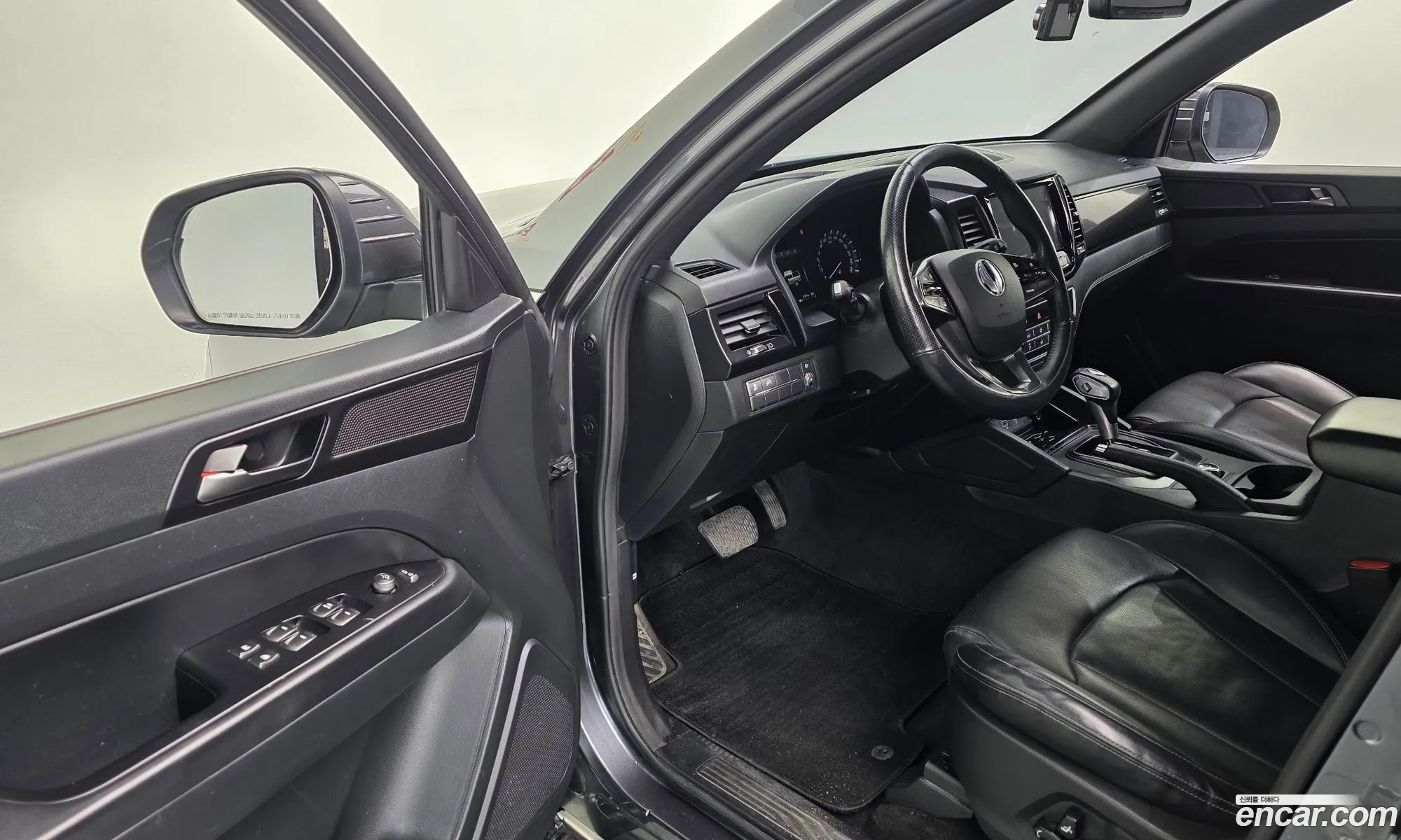 KG Mobility (SsangYong) Rexton Sports Khan 2019 — 5