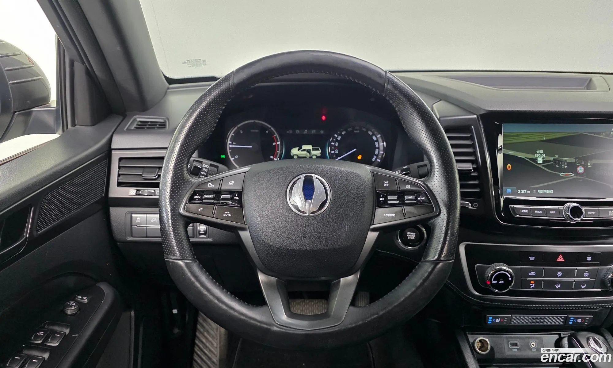 KG Mobility (SsangYong) Rexton Sports Khan 2019 — 13