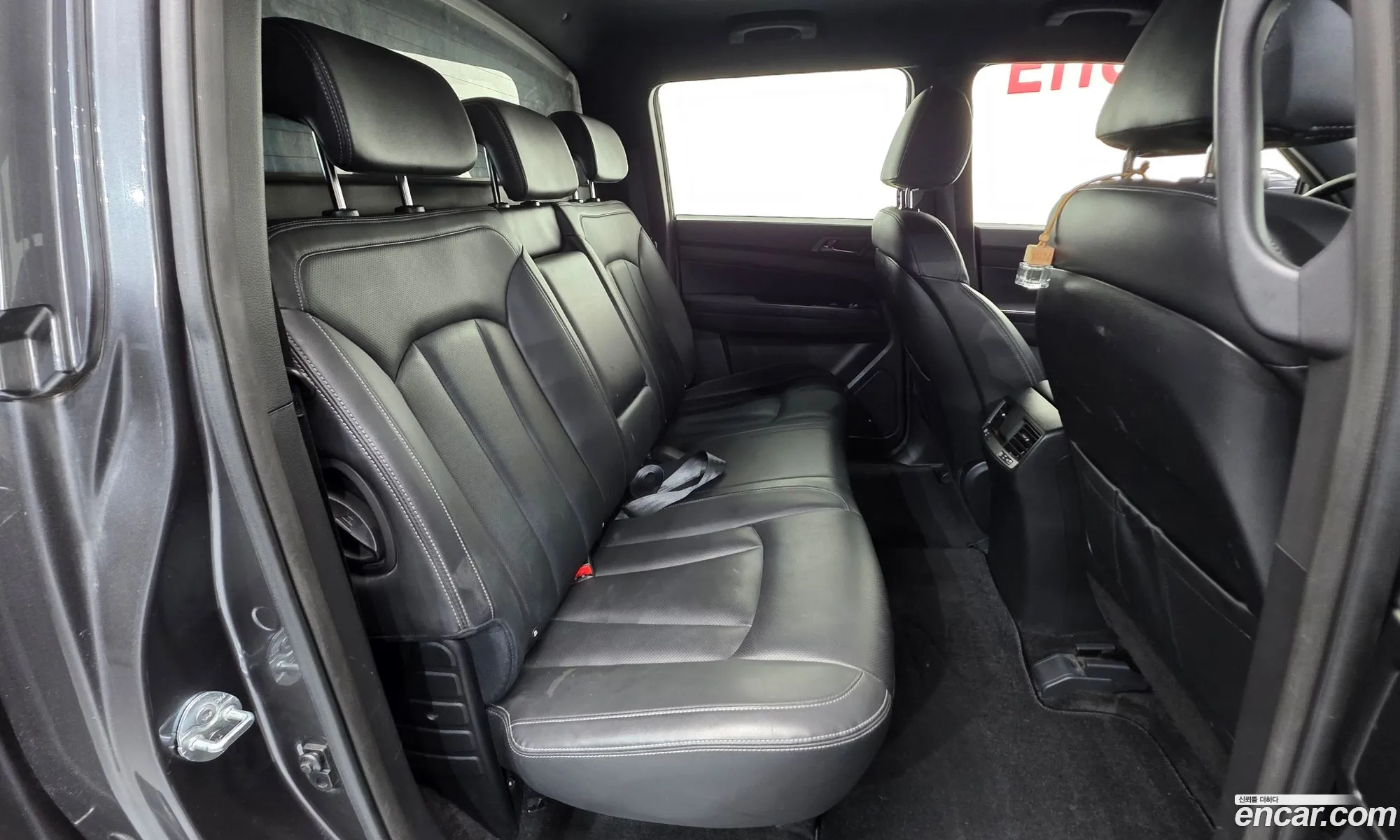 KG Mobility (SsangYong) Rexton Sports Khan 2019 — 16