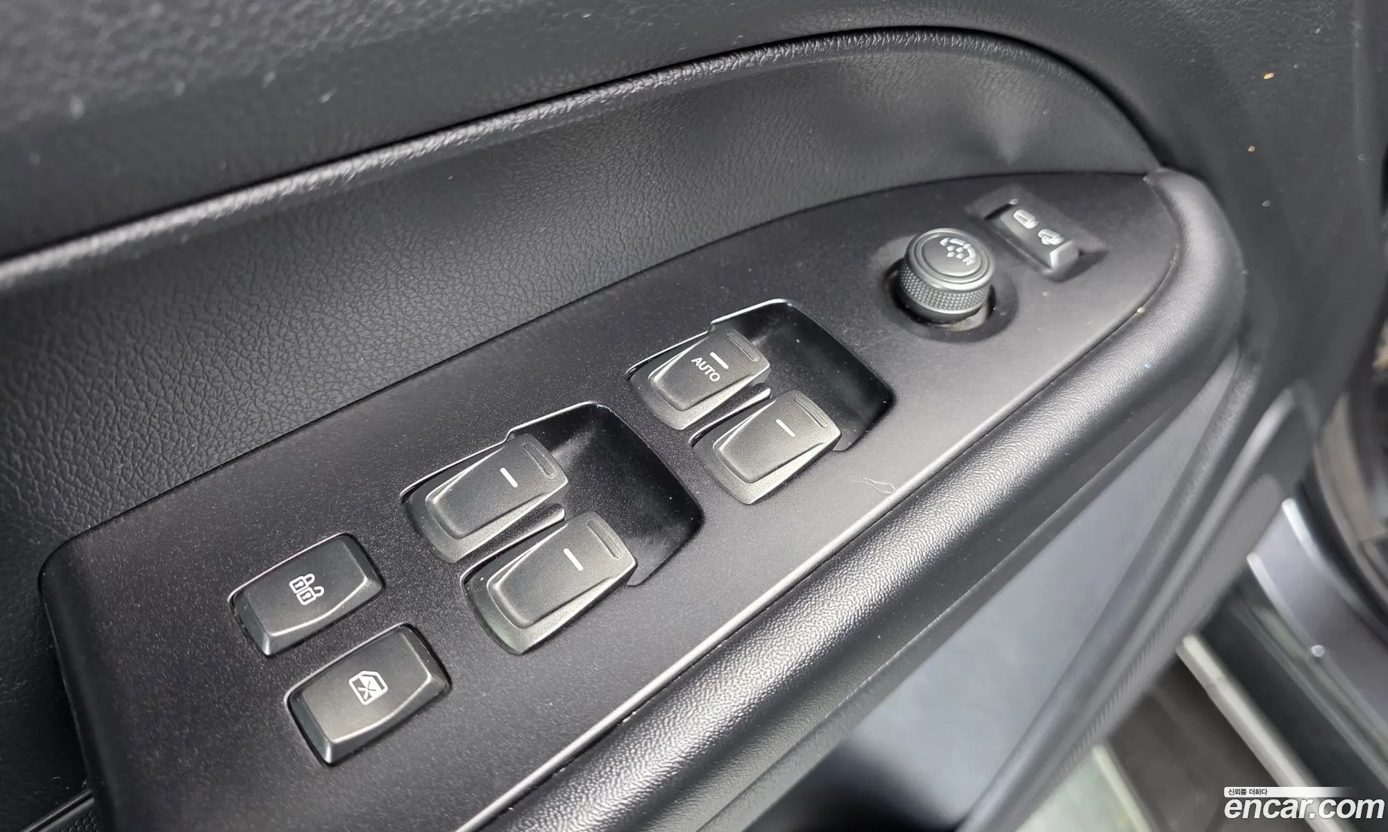 KG Mobility (SsangYong) Rexton Sports Khan 2019 — 15