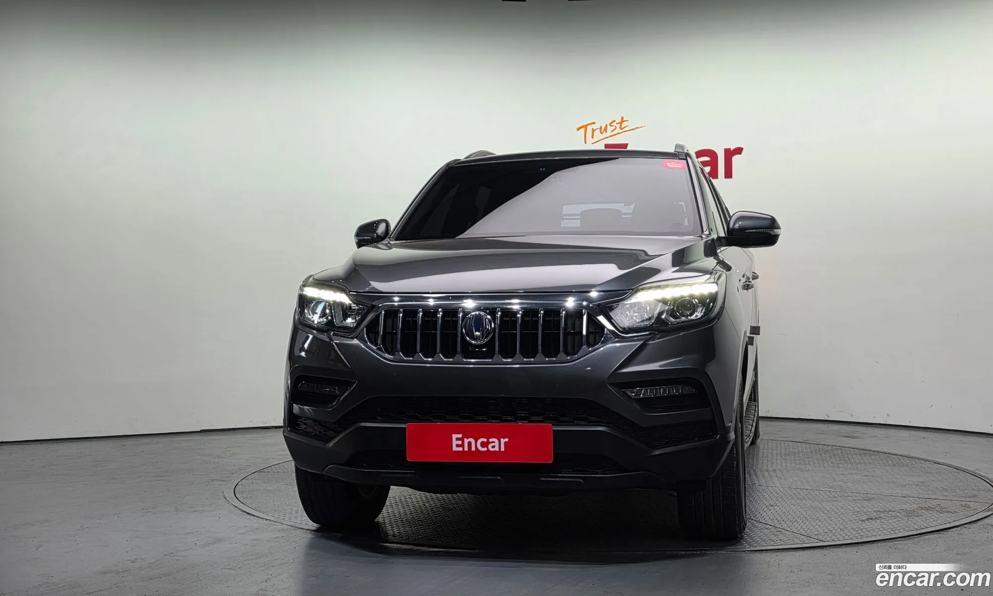 KG Mobility (SsangYong) Rexton Sports Khan 2019 — 10
