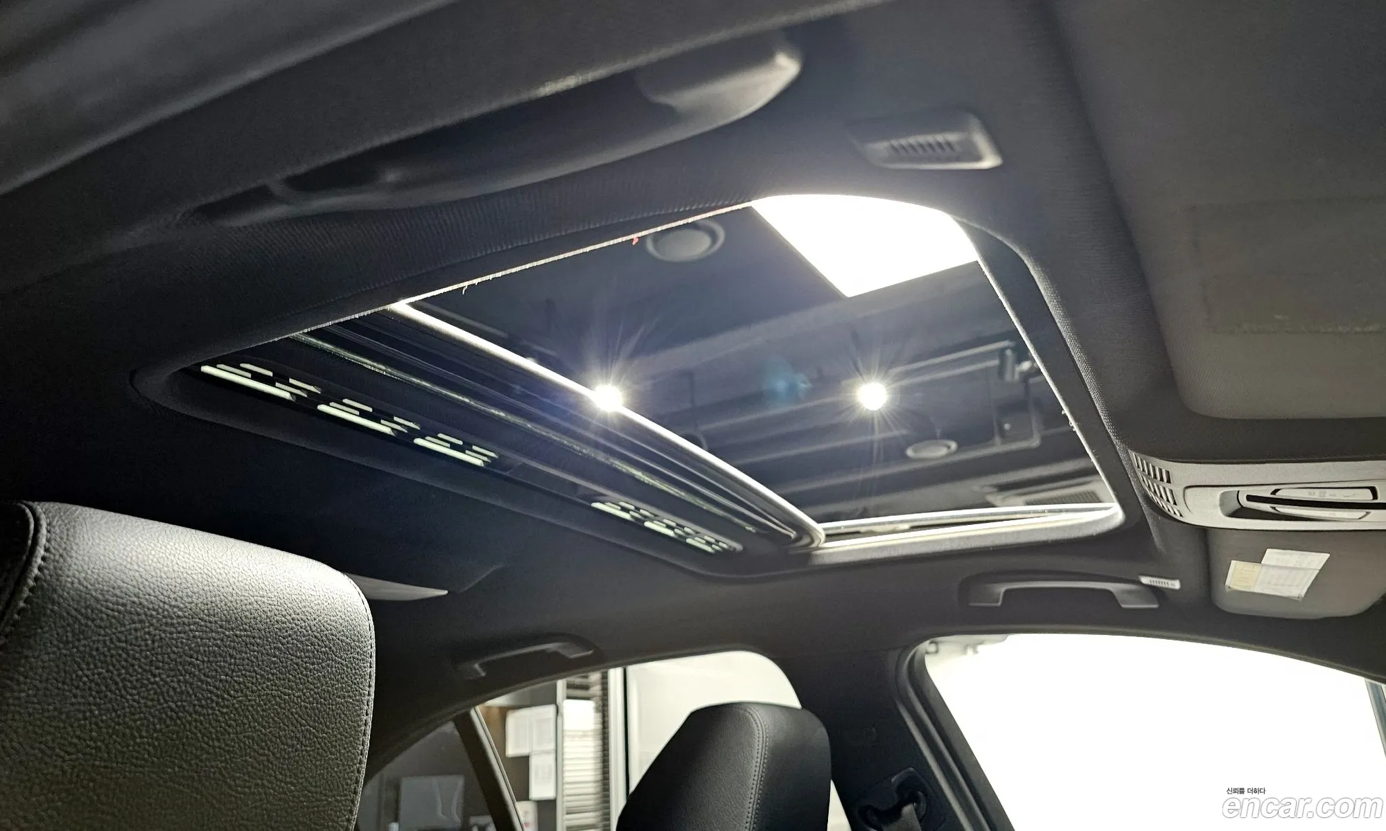 BMW 3 Series 2018 WBA8A9102JAE92061 — 12
