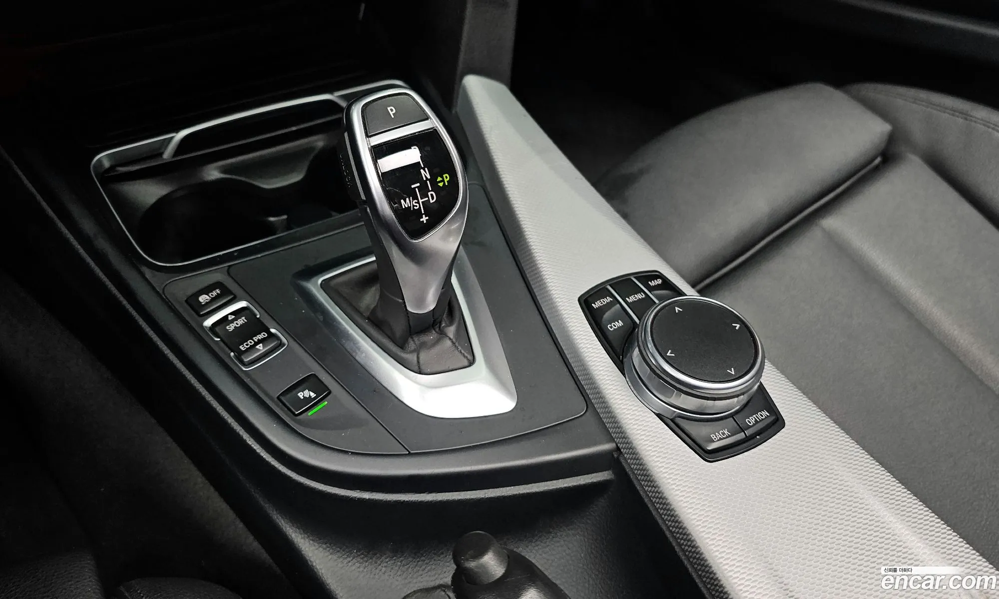 BMW 3 Series 2018 WBA8A9102JAE92061 — 17