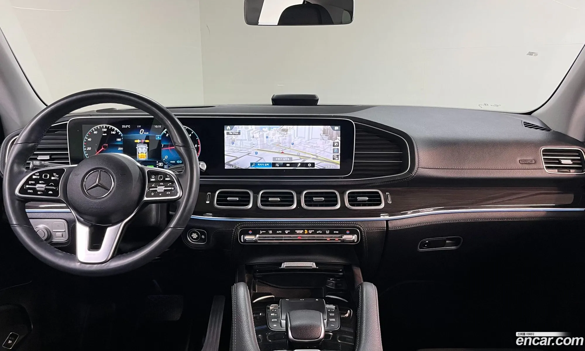 Mercedes-Benz GLE-Class W167 2022 — 16