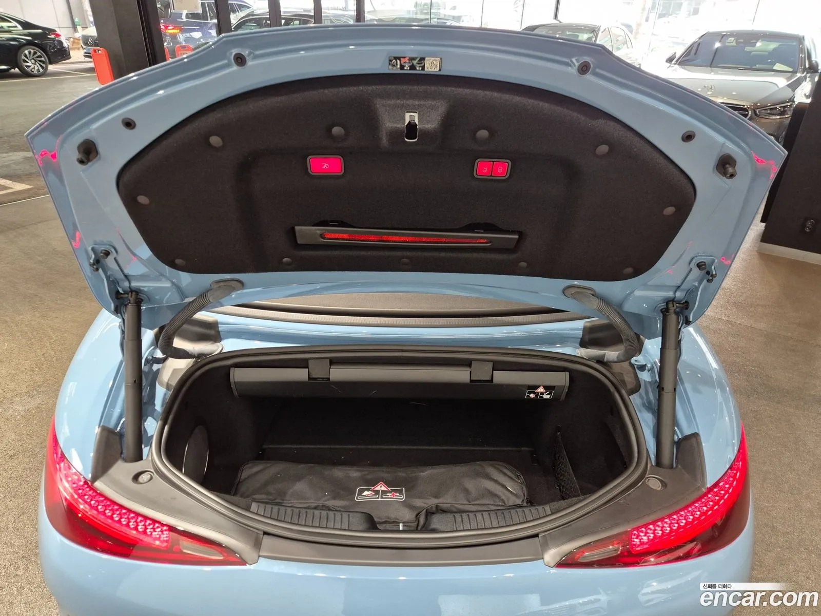 Mercedes-Benz SL-Class R232 2024 — 12