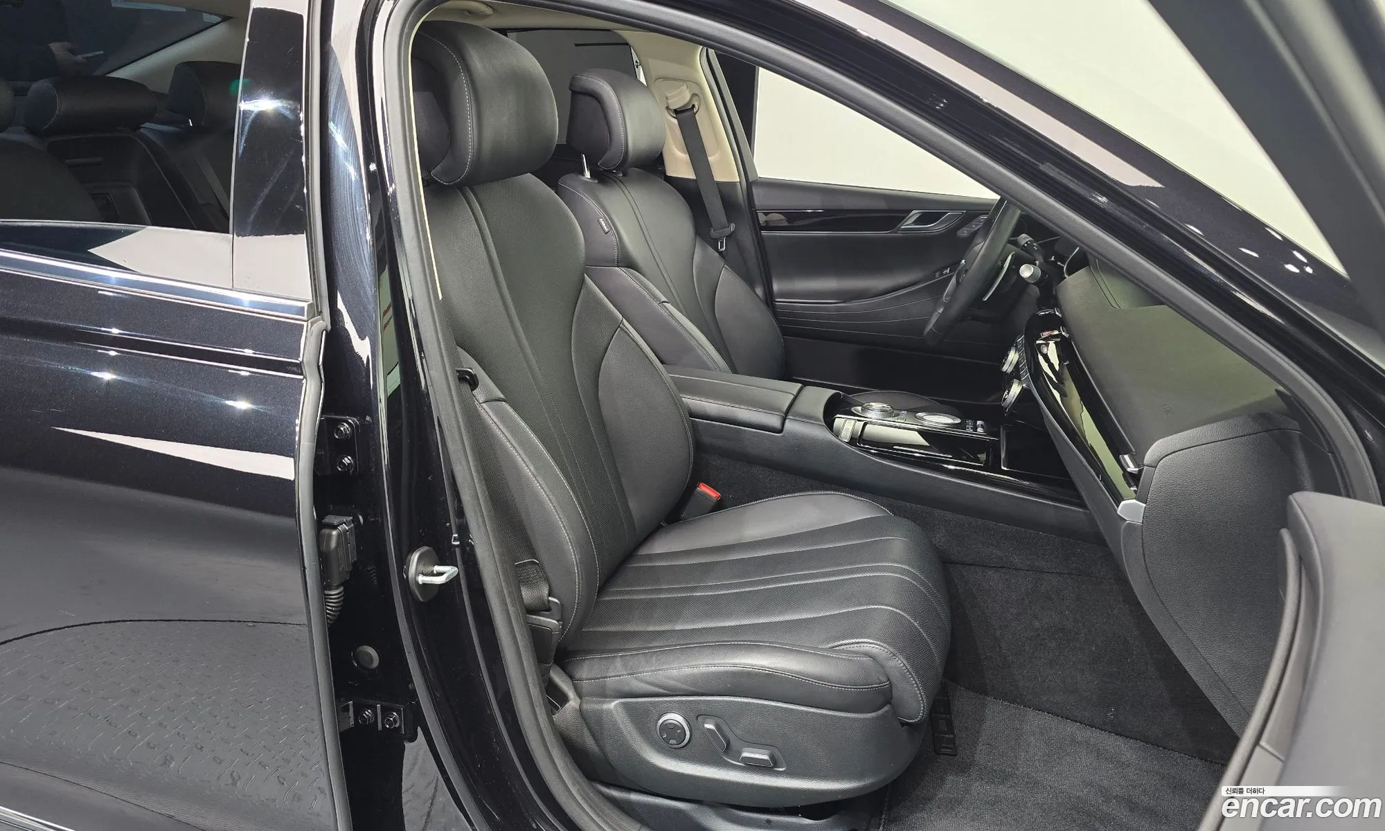 Genesis G80 2021 — 11