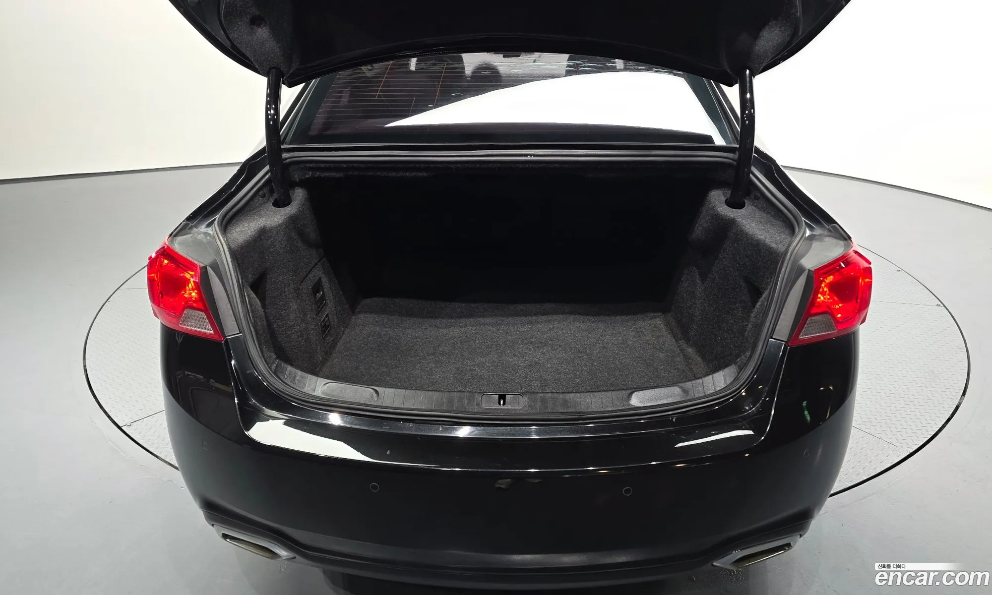 Chevrolet (GM Daewoo) Impala 2016 — 10