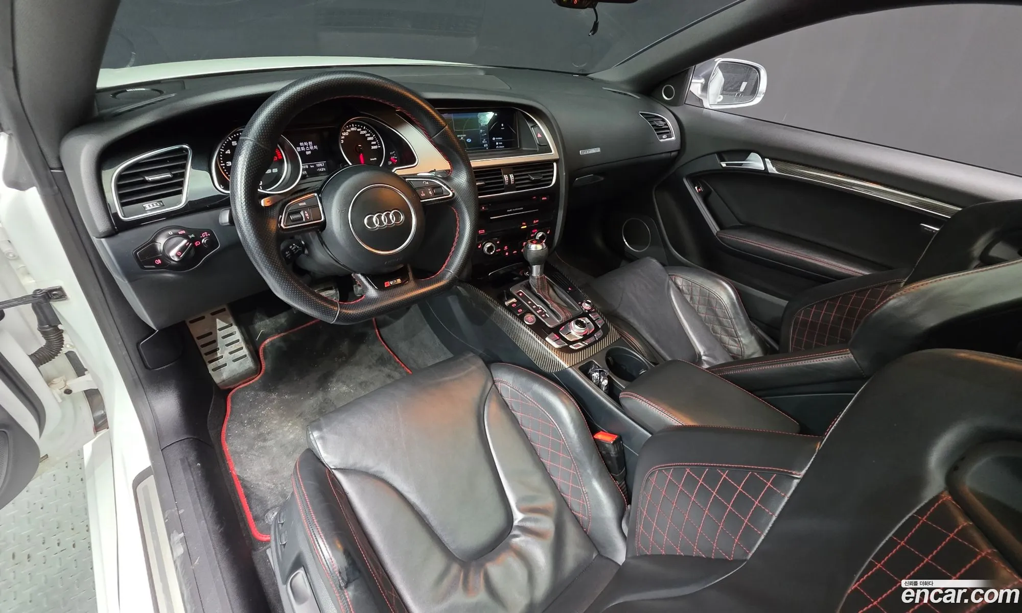 Audi RS5 2013 WUAZZZ8T2DA901499 — 10