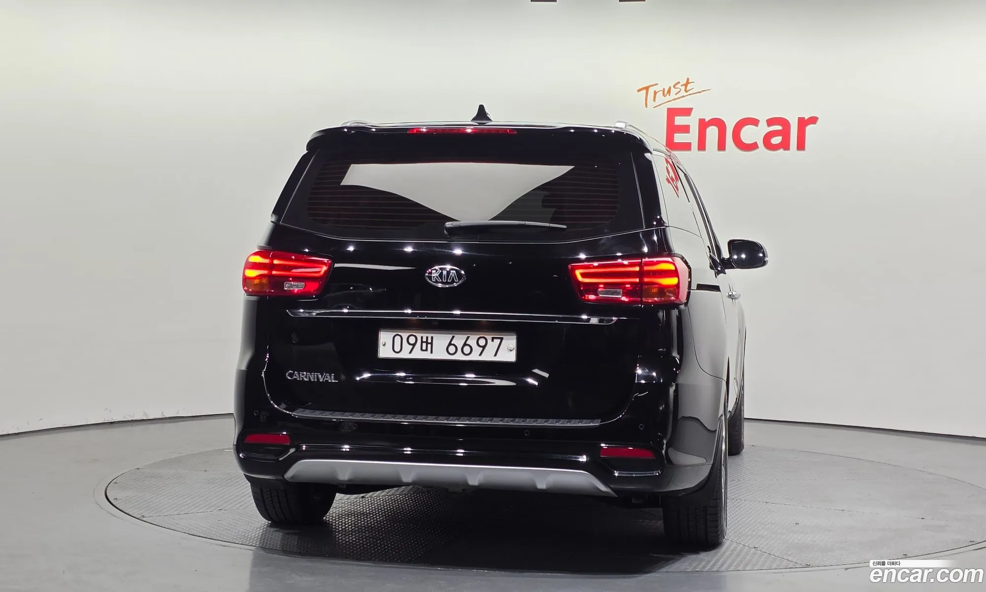 Kia Carnival 2019 — 6