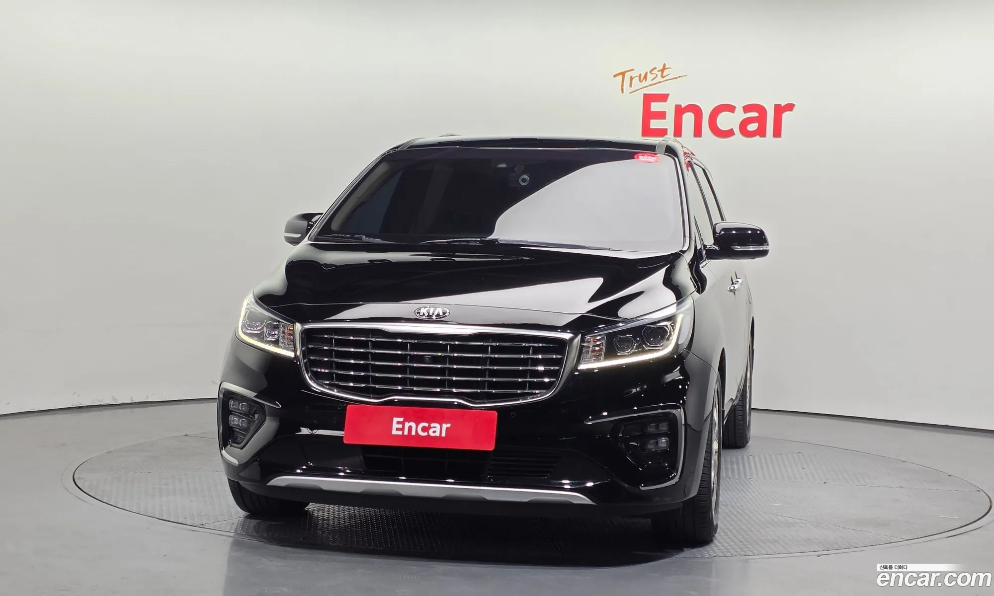 Kia Carnival 2019 — 3