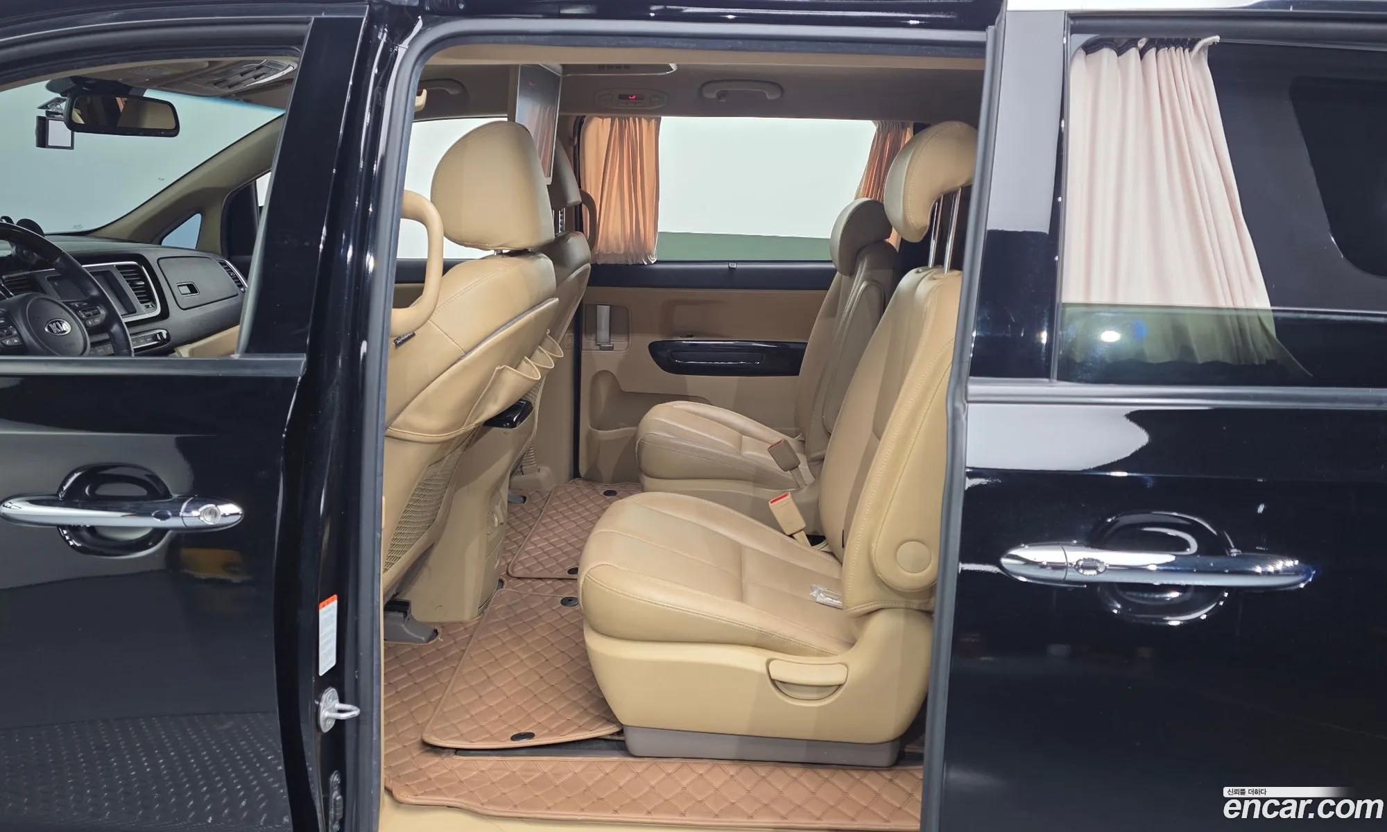 Kia Carnival 2019 — 11