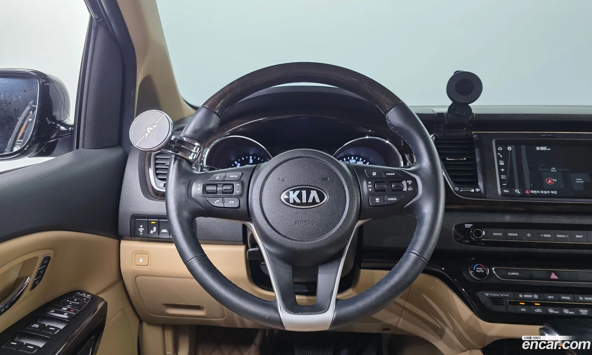 Kia Carnival 2019 — 8