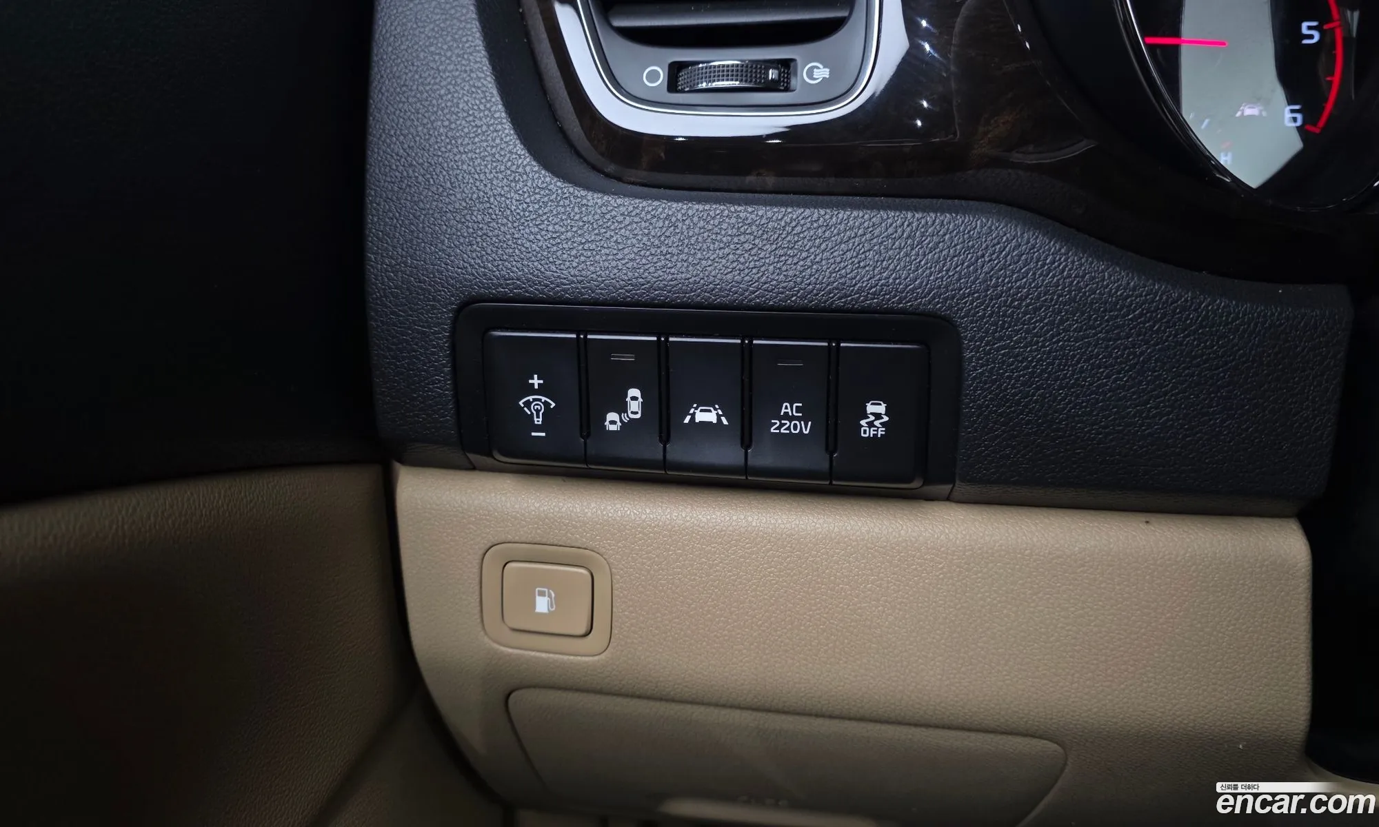 Kia Carnival 2019 — 2