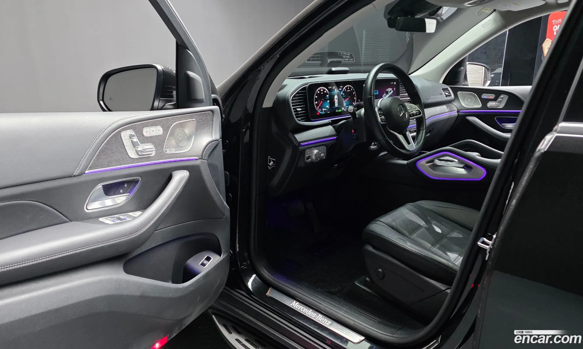 Mercedes-Benz GLE-Class W167 2023 — 12