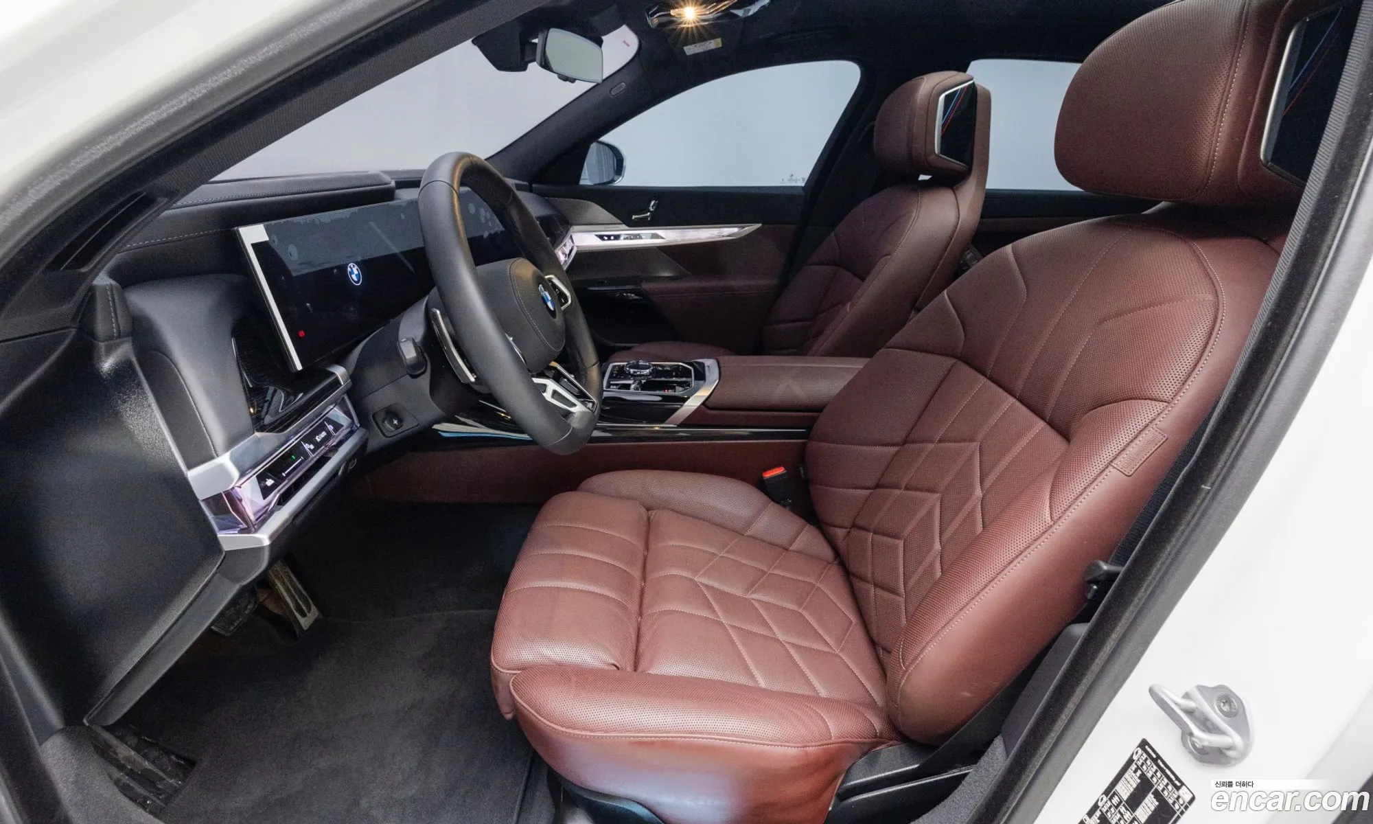 BMW 7 Series 2025 — 13