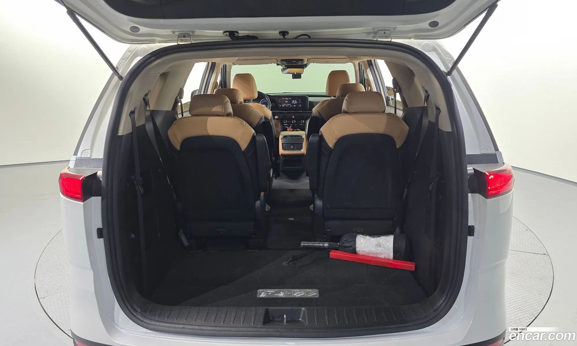 Kia Carnival 2022 — 8