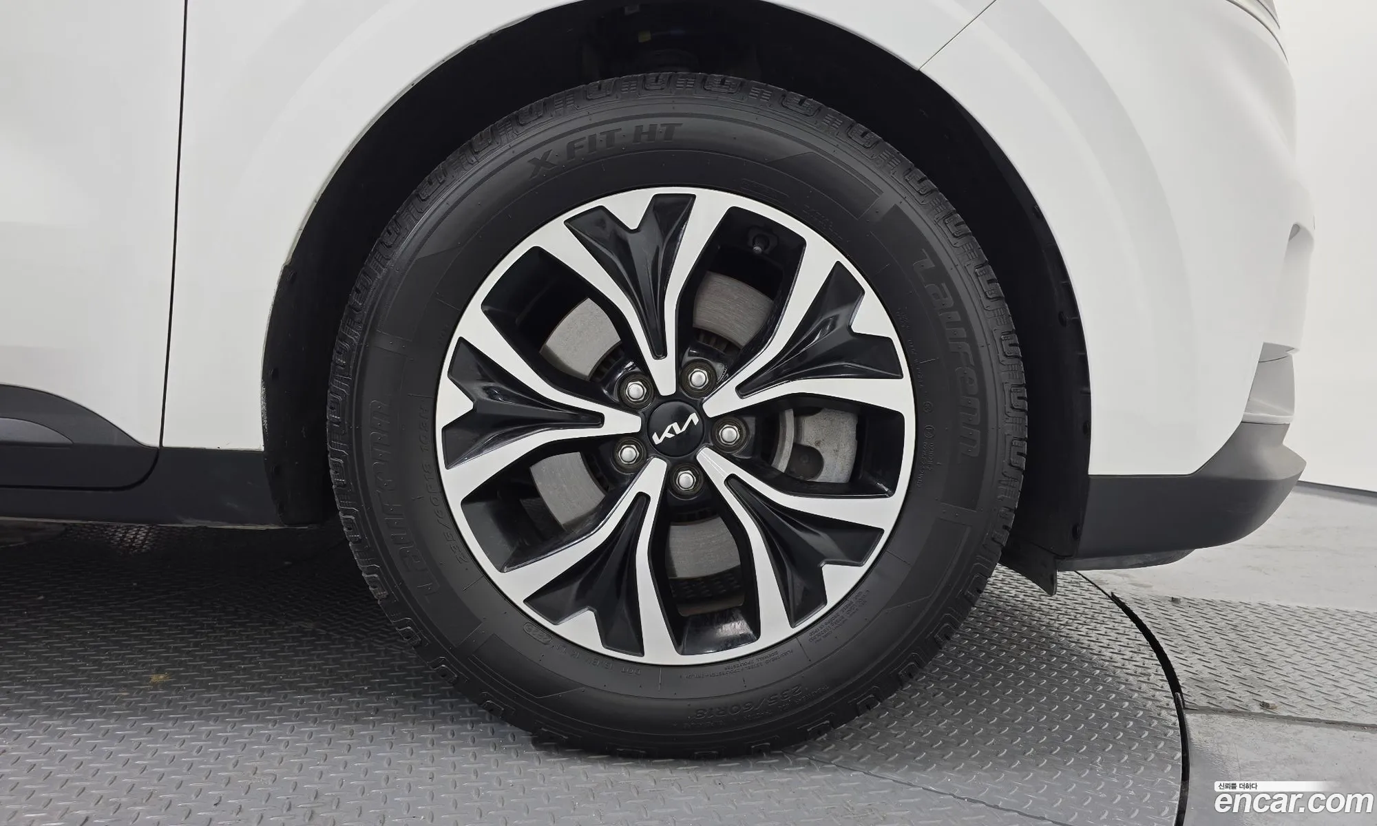 Kia Carnival 2022 — 13