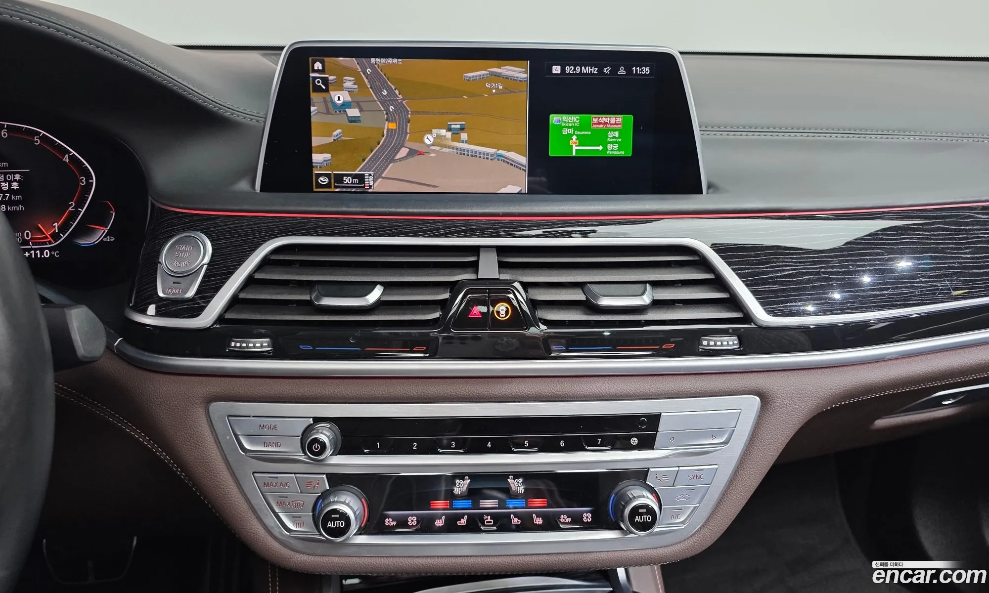 BMW 7 Series 2021 WBA7T4102MCF54270 — 14