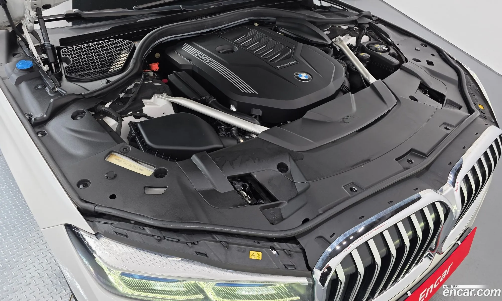 BMW 7 Series 2021 WBA7T4102MCF54270 — 7
