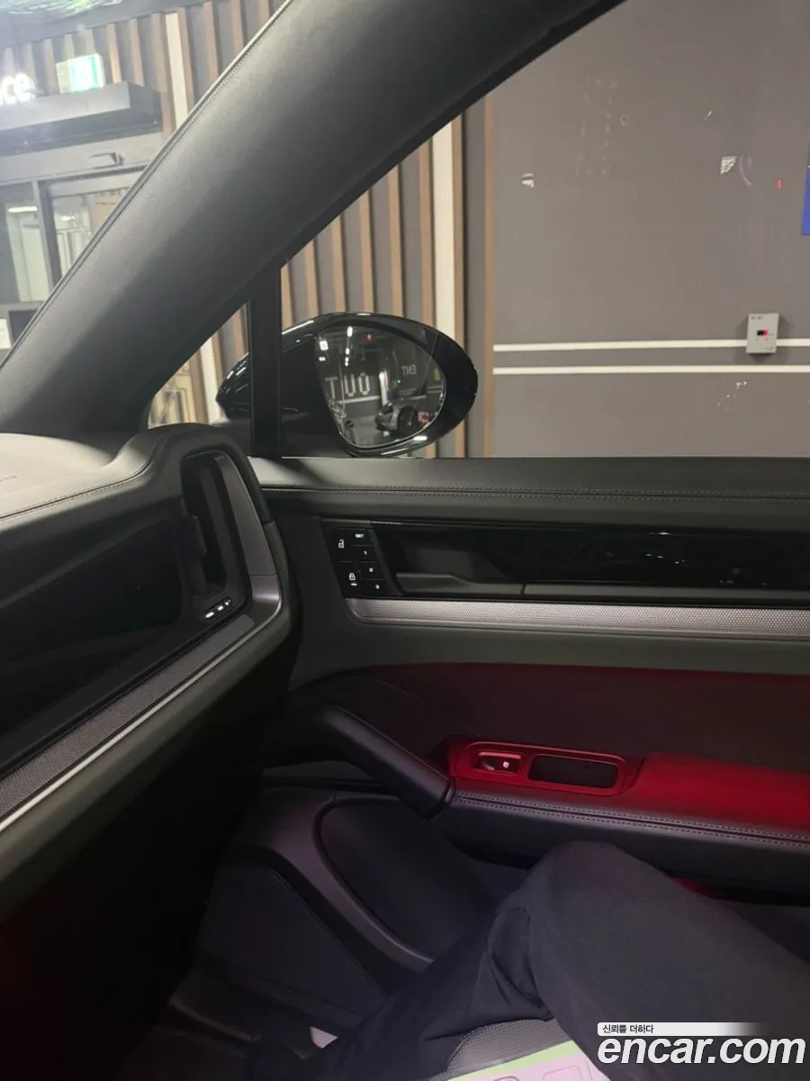 Porsche Cayenne 2025 — 10