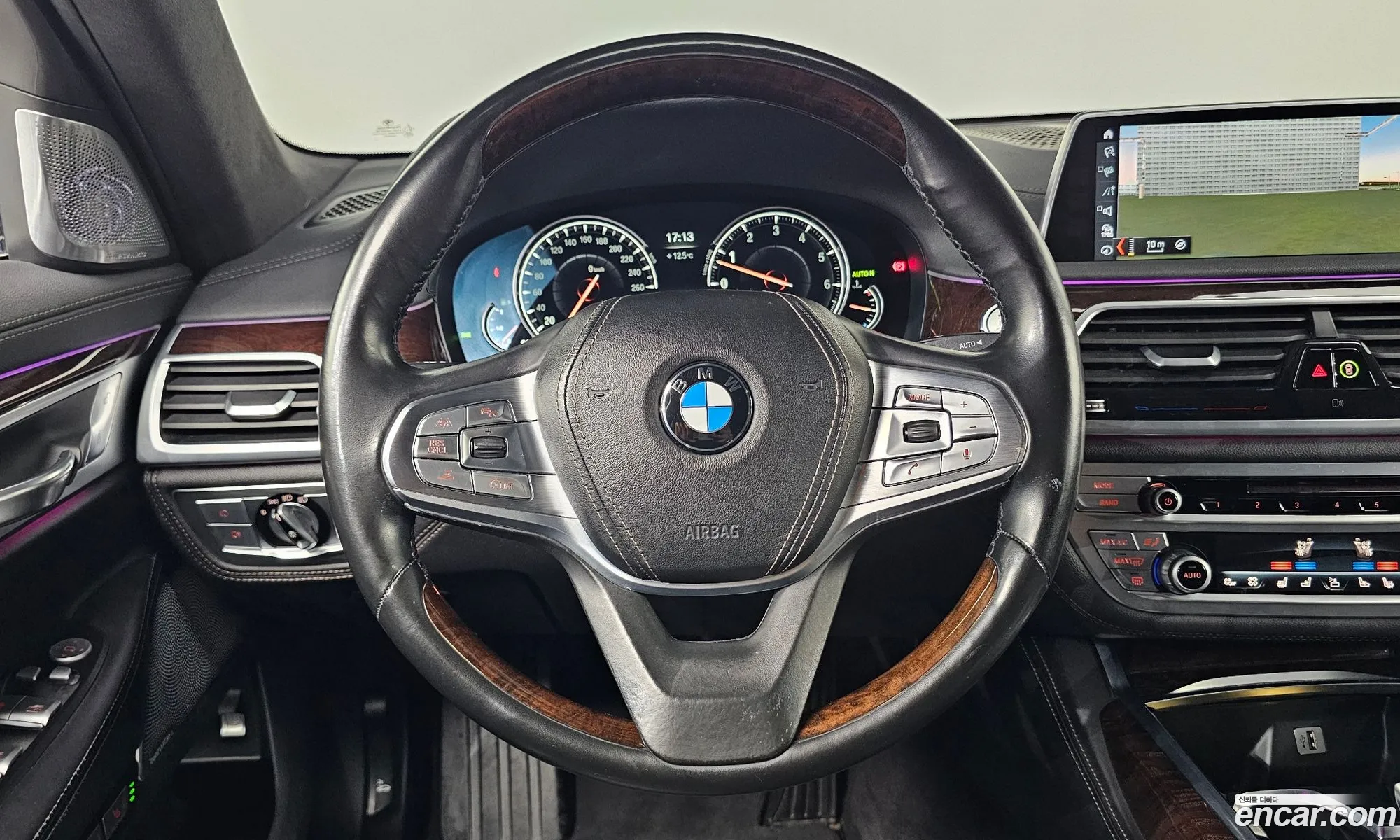 BMW 7 Series 2015 — 17