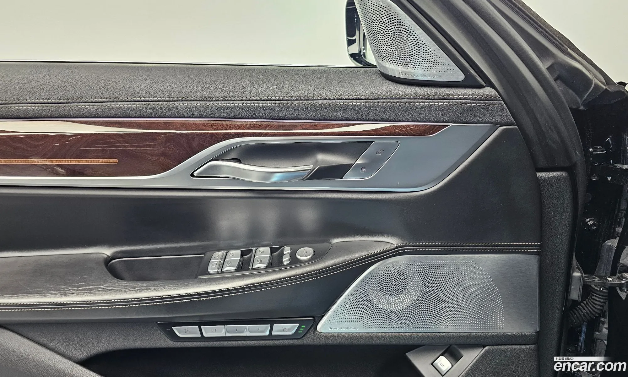 BMW 7 Series 2015 — 15