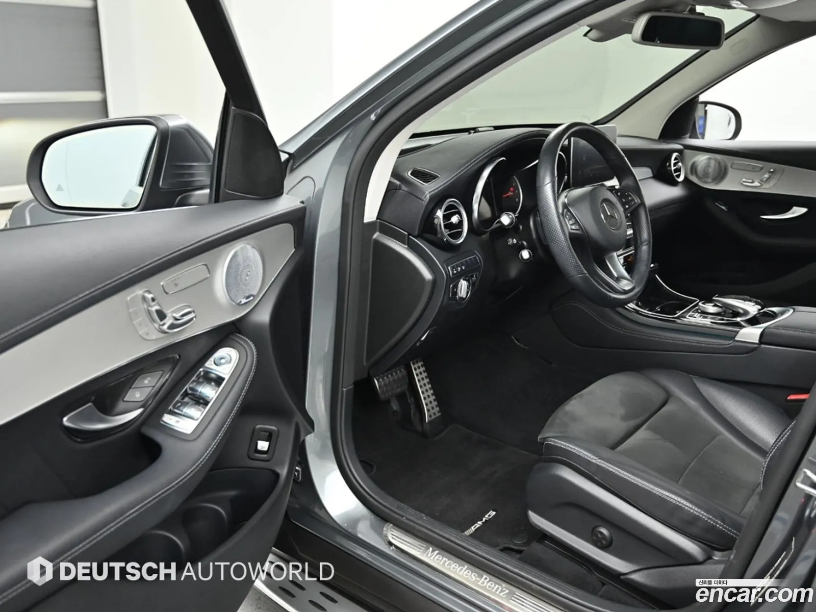 Mercedes-Benz GLC-Class X253 2019 — 17