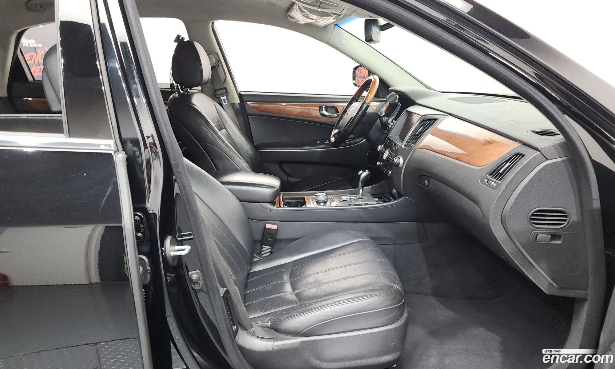 Hyundai Equus 2009 — 12