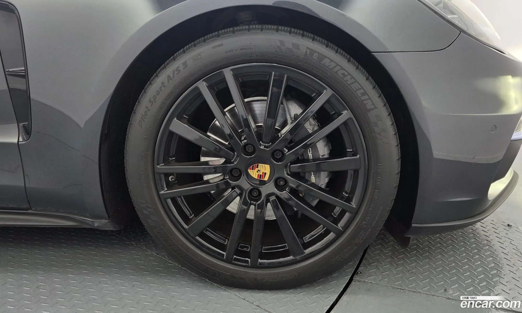 Porsche Panamera 2018 WP0AA2978JL108816 — 15