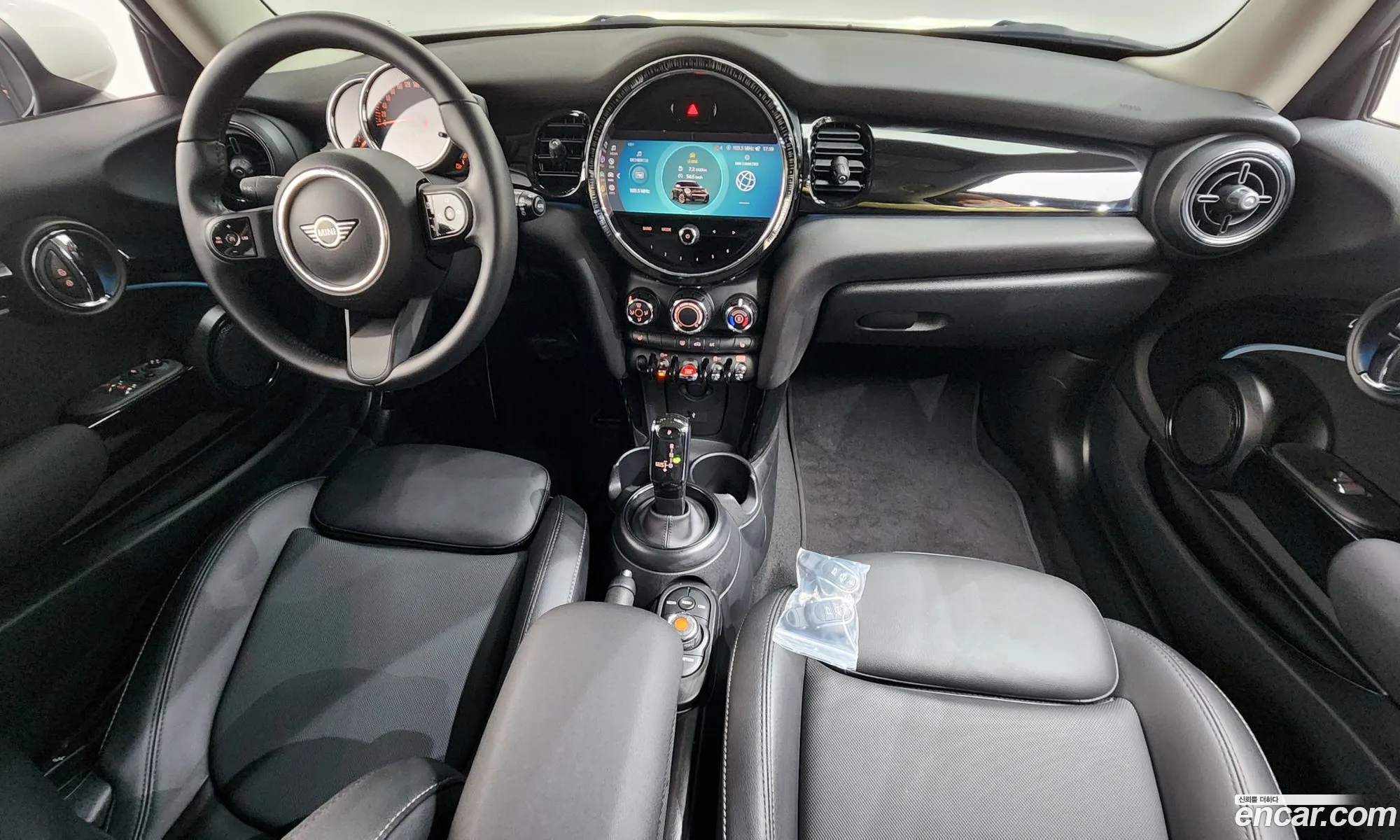 Mini Cooper 2022 WMW41DH02N2S19268 — 18