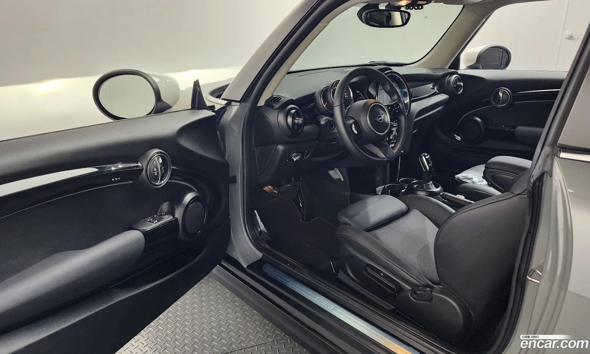 Mini Cooper 2022 WMW41DH02N2S19268 — 9