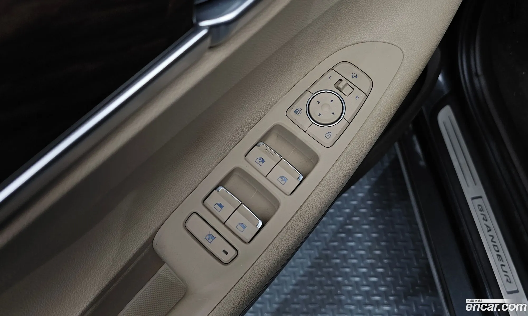 Hyundai Grandeur IG 2017 — 3