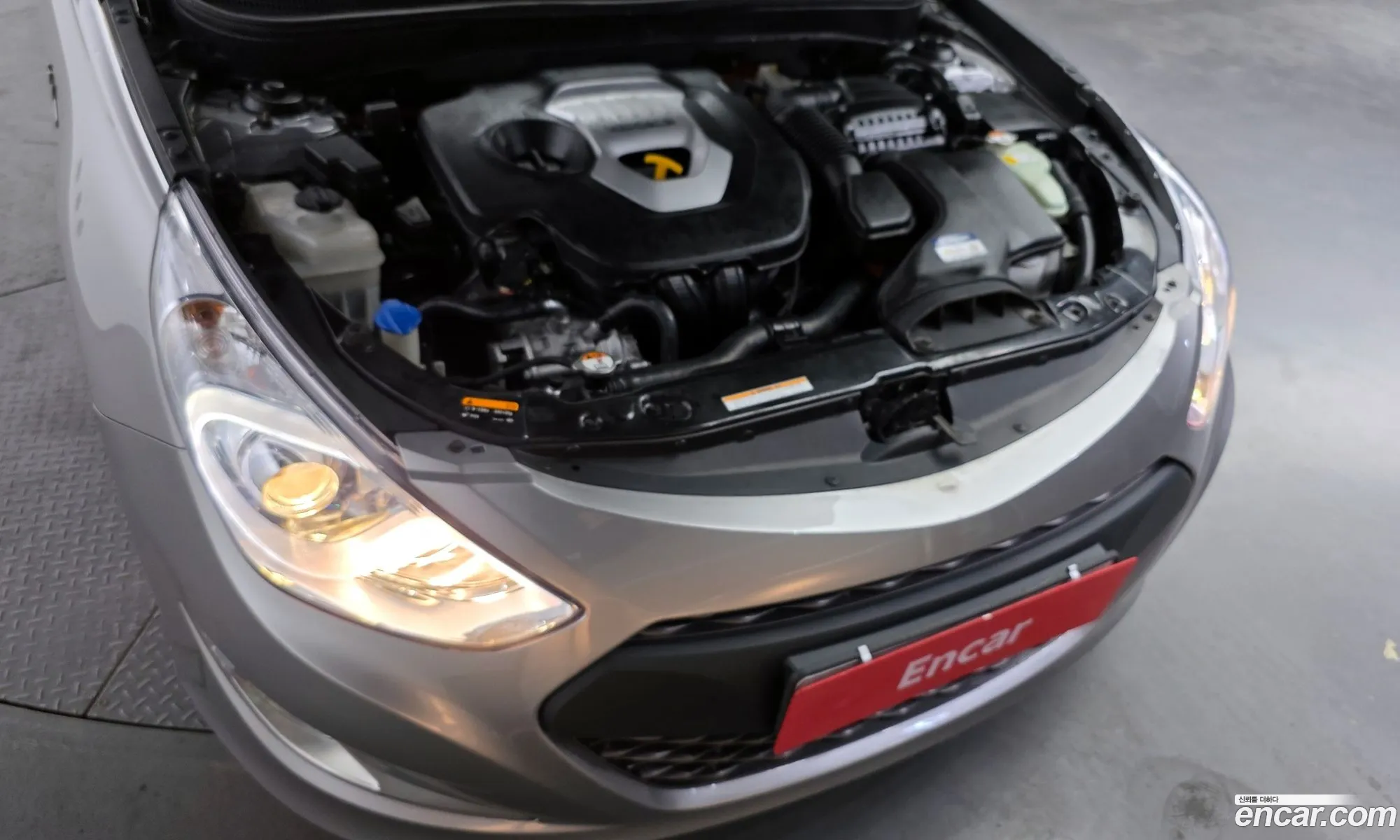 Hyundai Sonata Hybrid 2013 — 12
